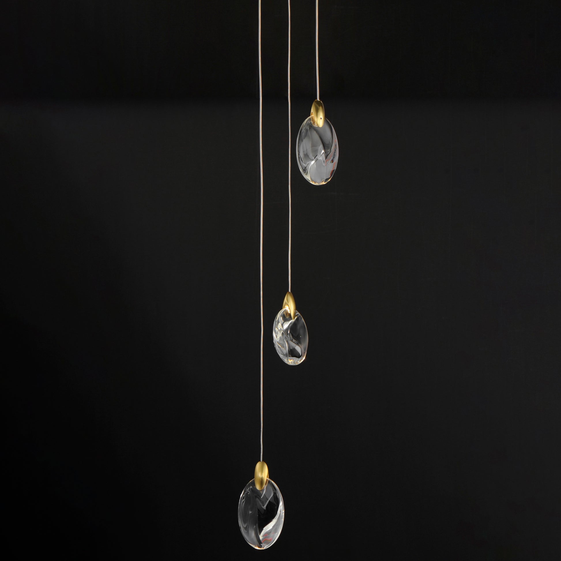 Pebble 3-Light LED Pendant Black/Polished Gold by ET2