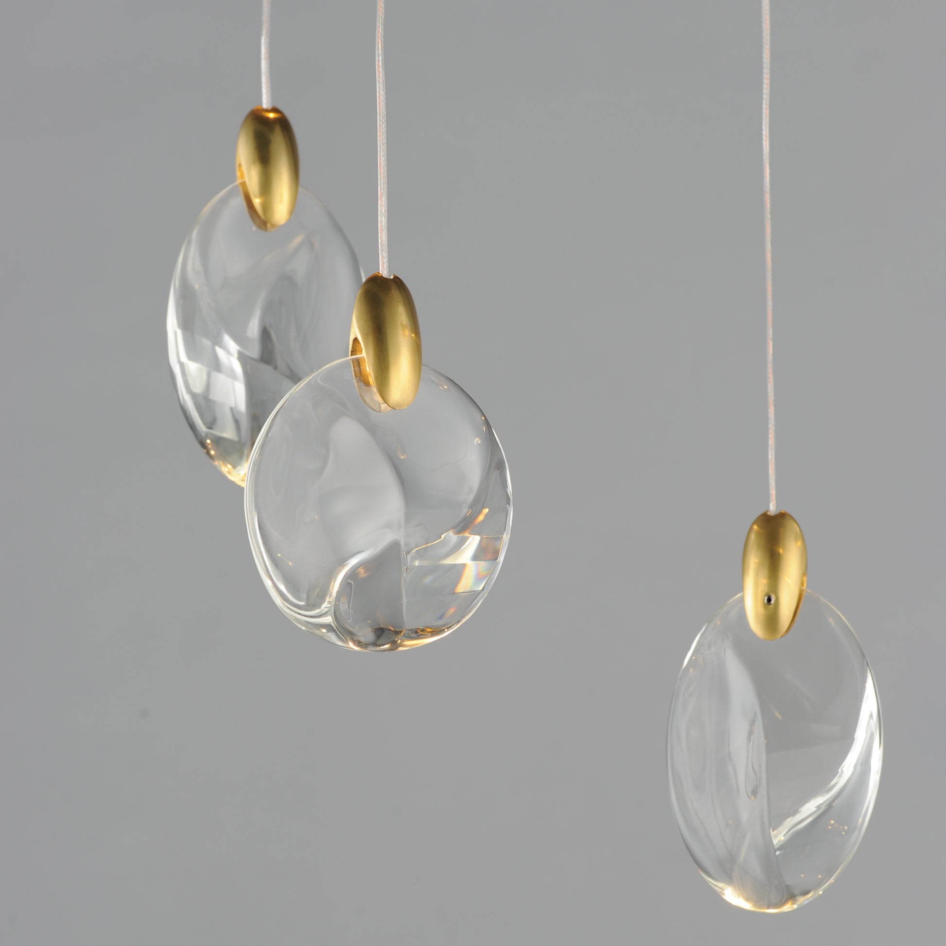 Pebble 10-Light LED Pendant Black/Polished Gold by ET2