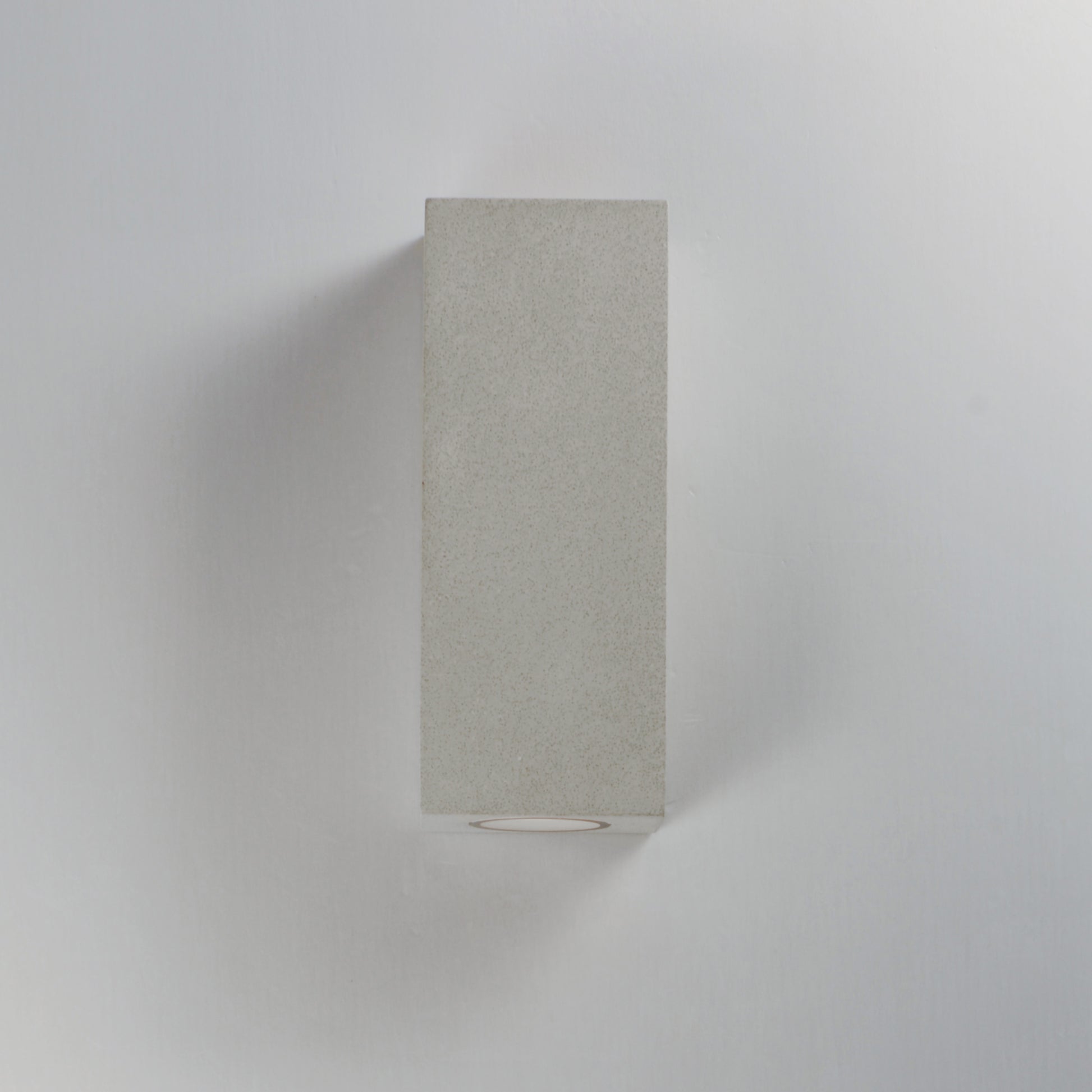 Pilar 2-Light LED Outdoor Wall Sconce Sandstone by ET2