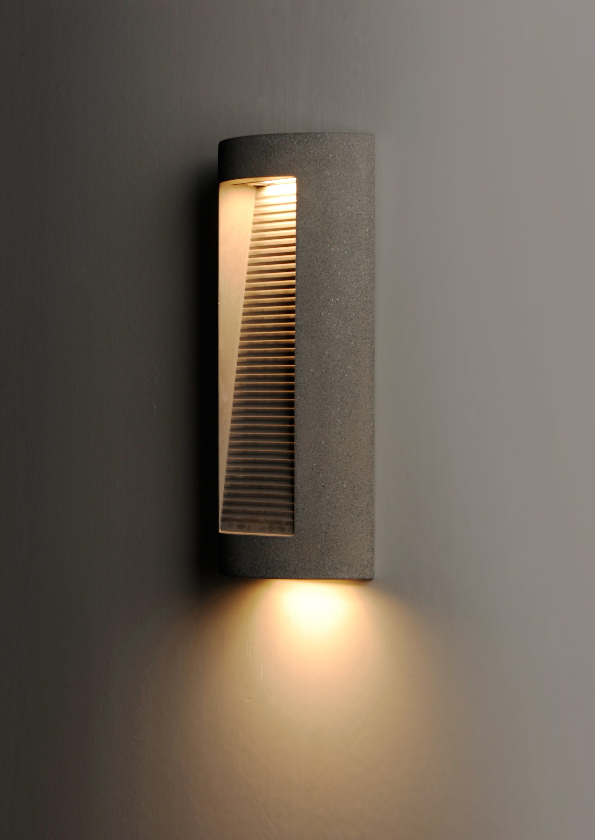 Boardwalk Medium LED Outdoor Wall Sconce Greystone by ET2