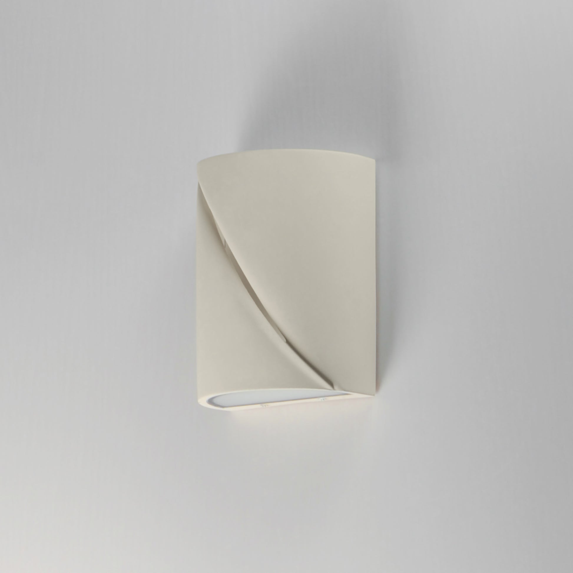 Puff 8" LED Outdoor Wall Sconce Chaulk White by ET2