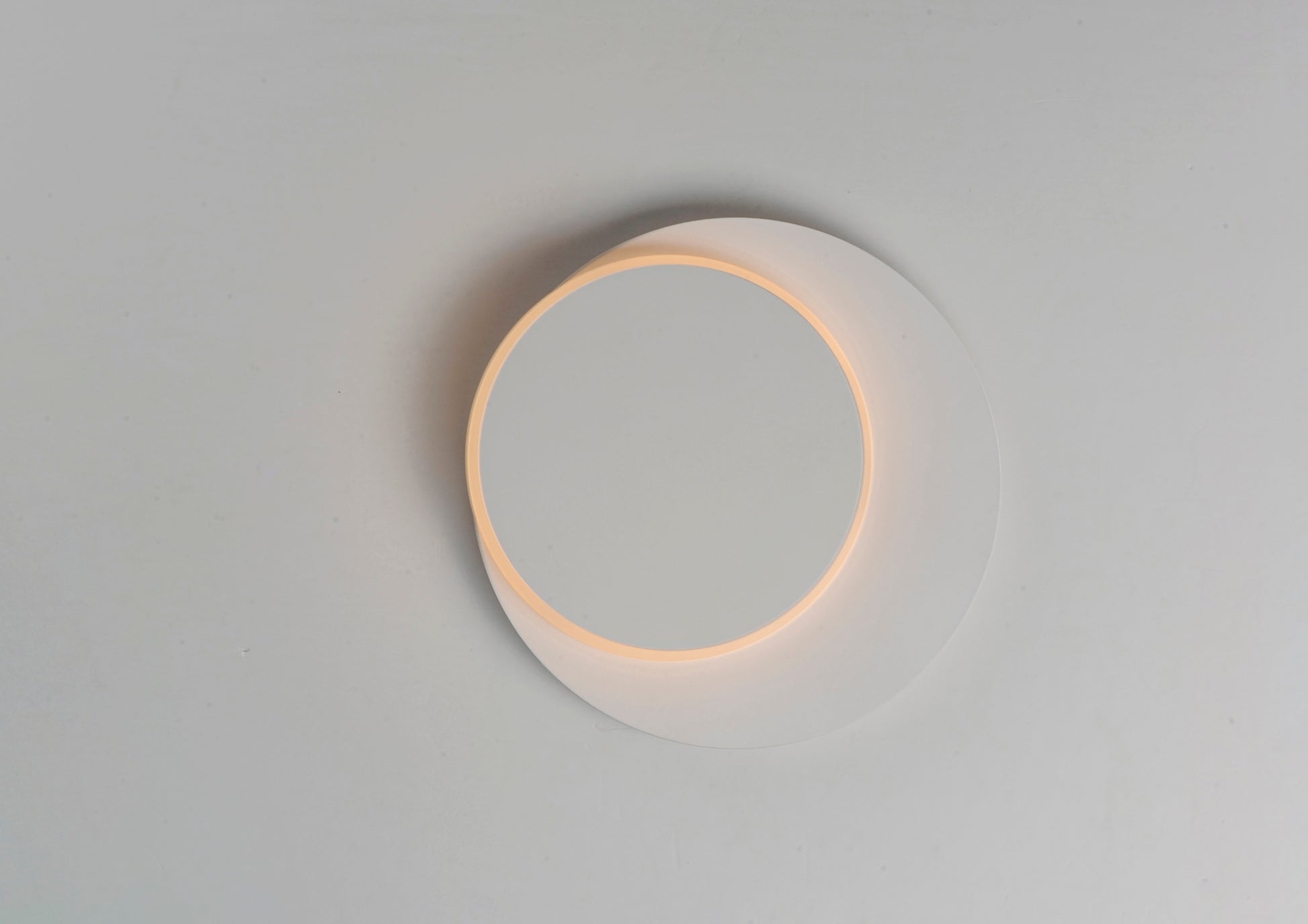 Revolver LED Flush Mount/Wall Sconce Matte White by ET2