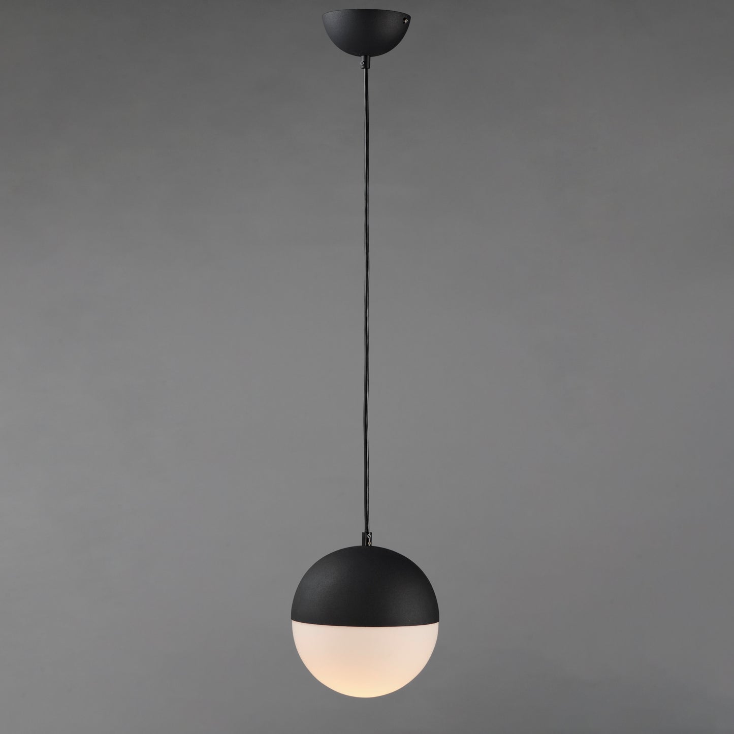 Half Moon Medium LED Pendant Black by ET2