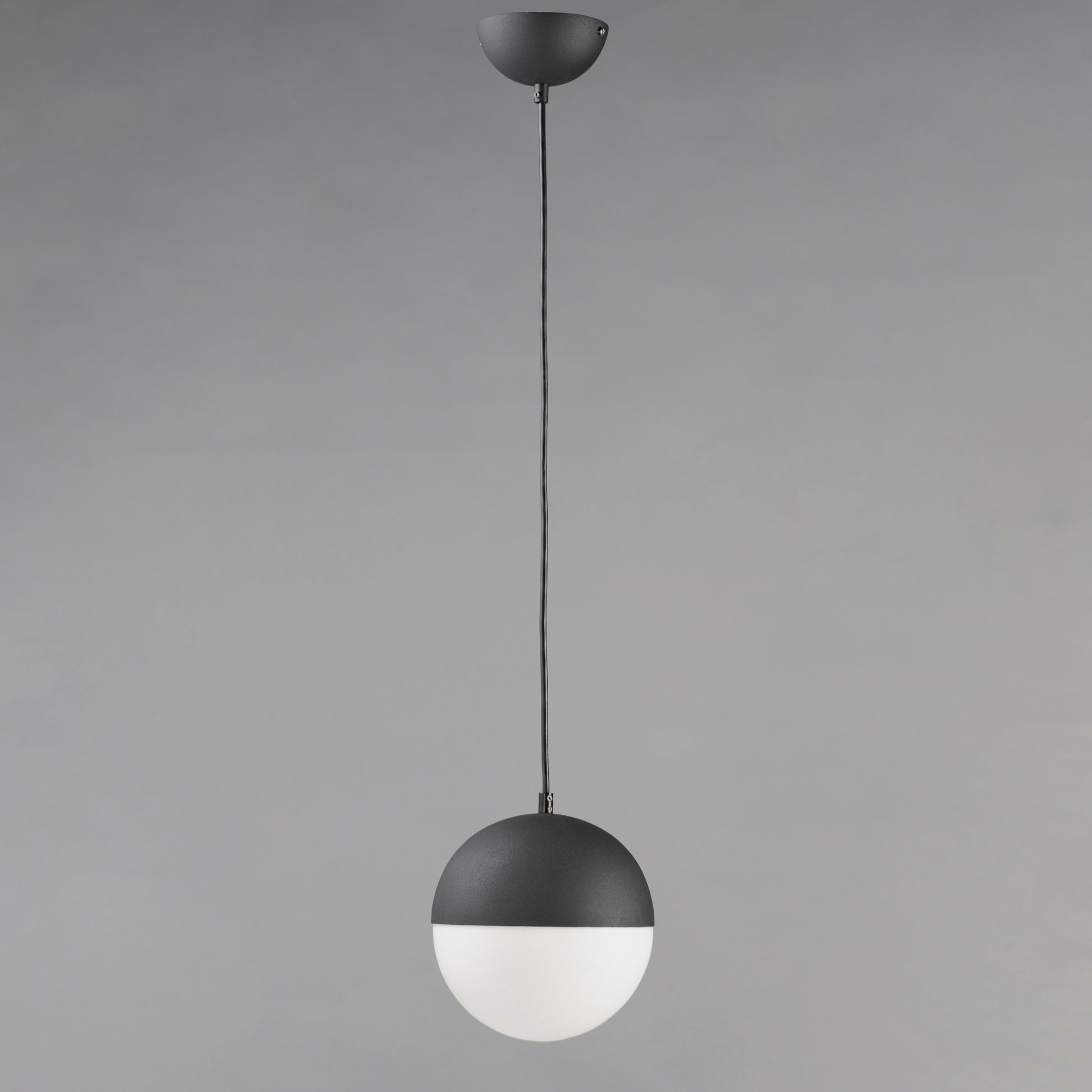Half Moon Medium LED Pendant Black by ET2