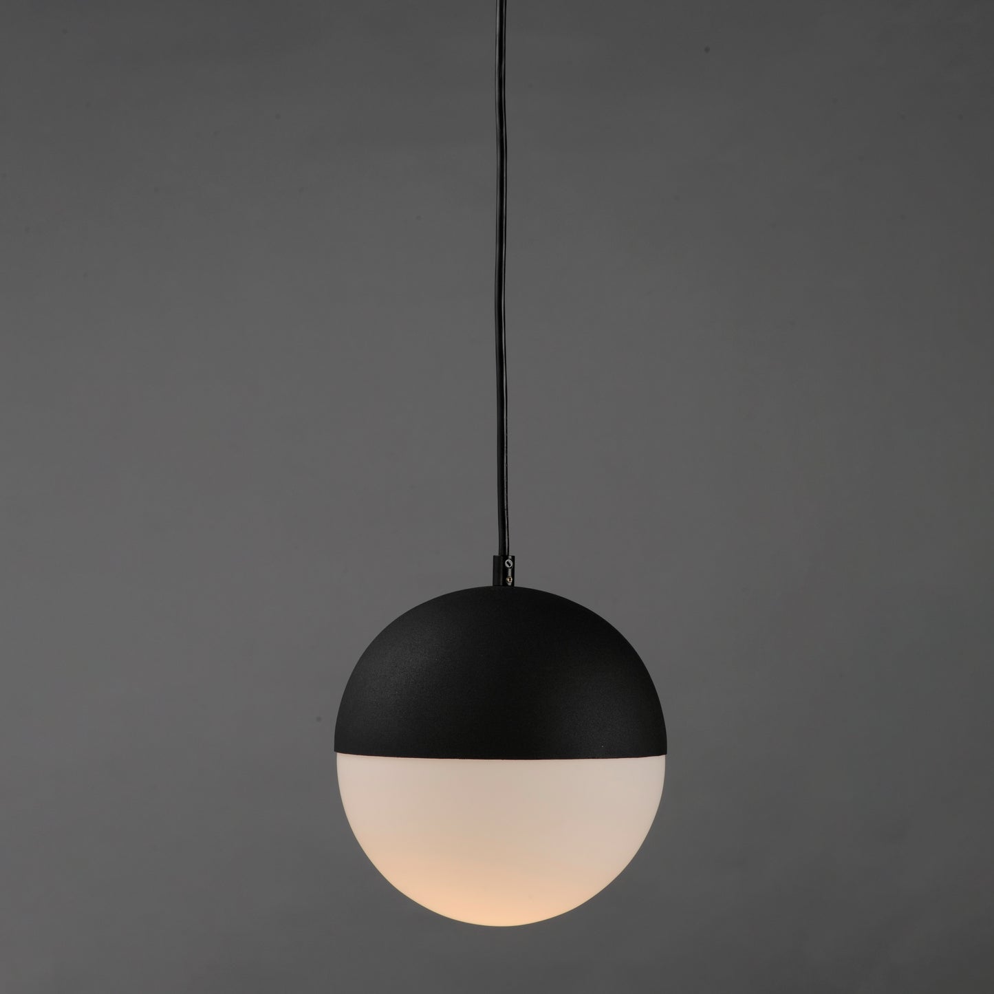 Half Moon Medium LED Pendant Black by ET2