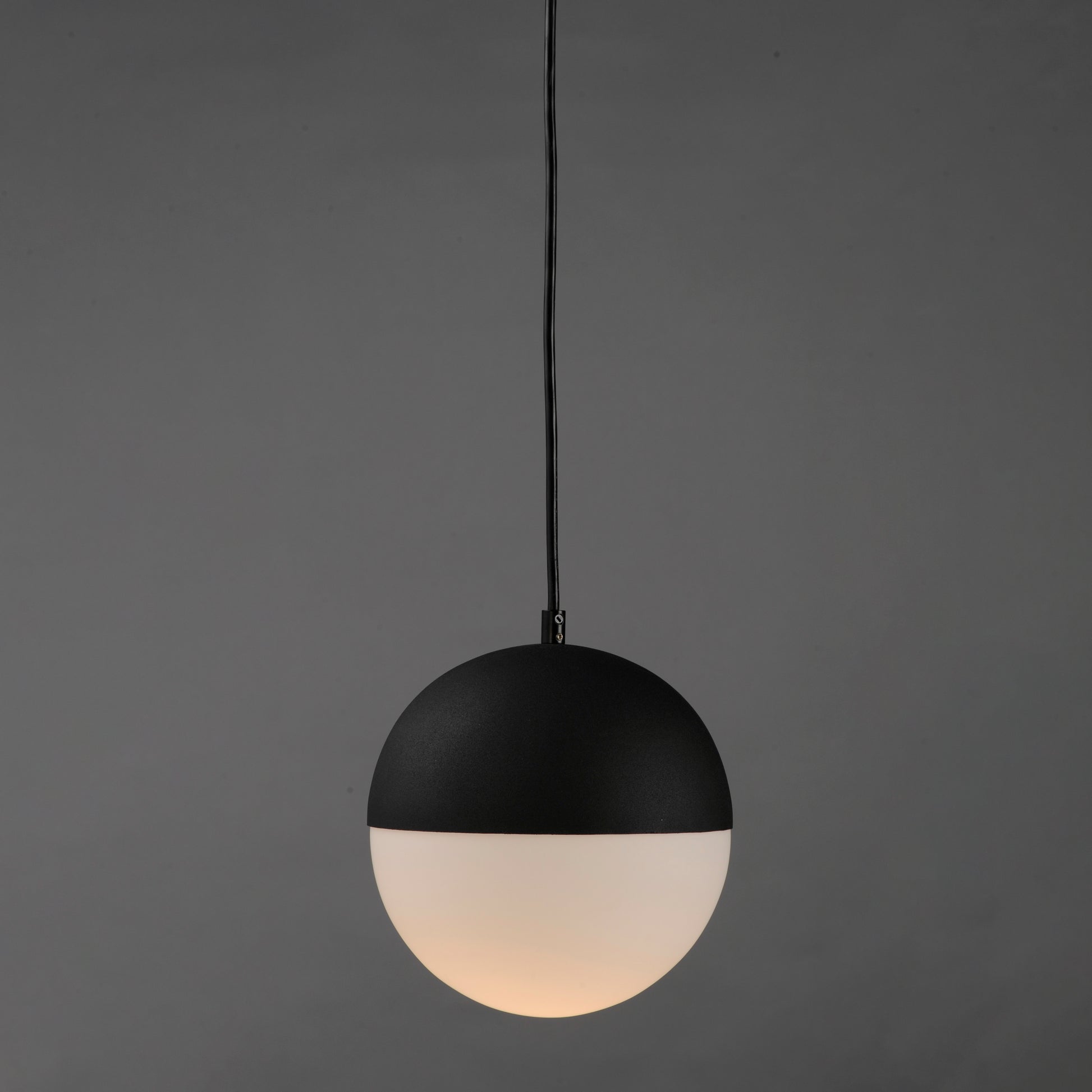 Half Moon Medium LED Pendant Black by ET2