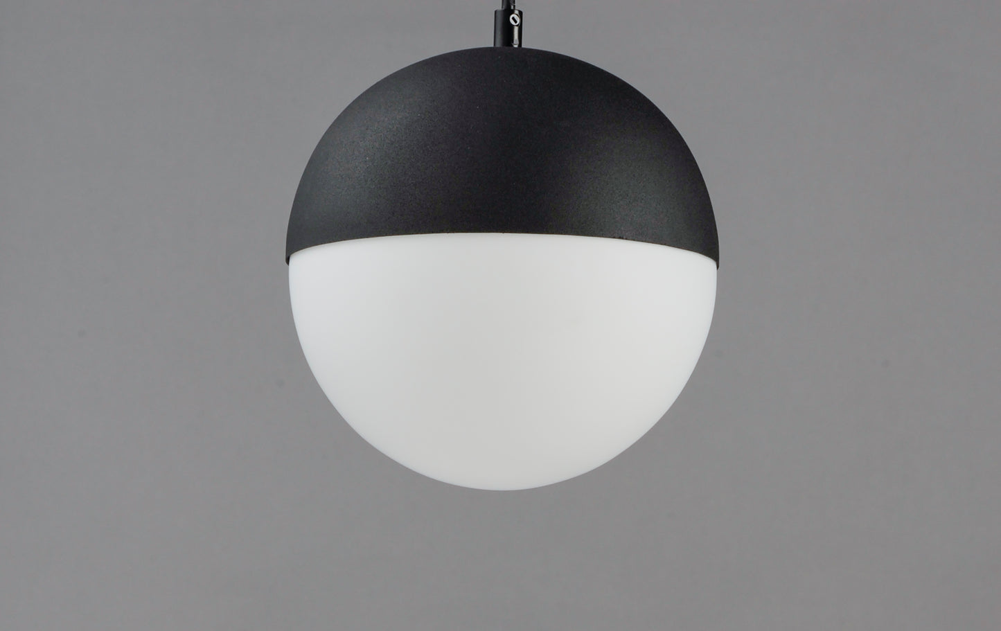 Half Moon Large LED Pendant Black by ET2