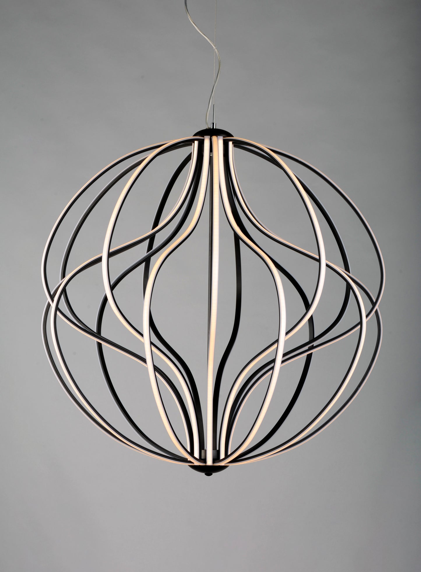 Aura 31" LED Pendant Black by ET2