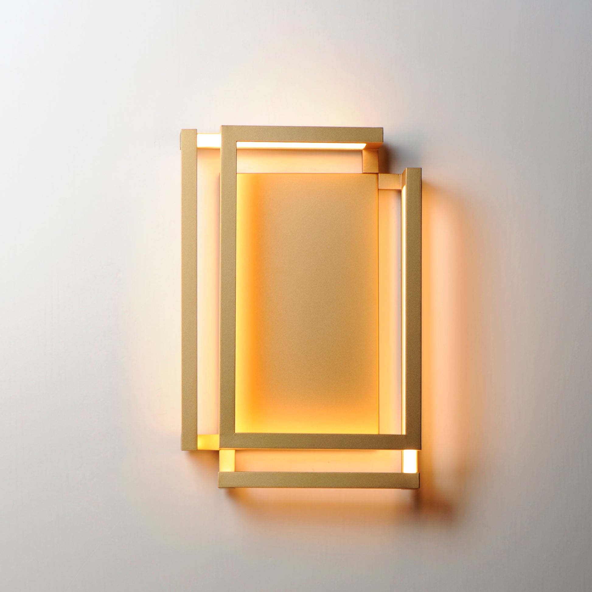 Penrose LED Sconce ADA Gold by ET2