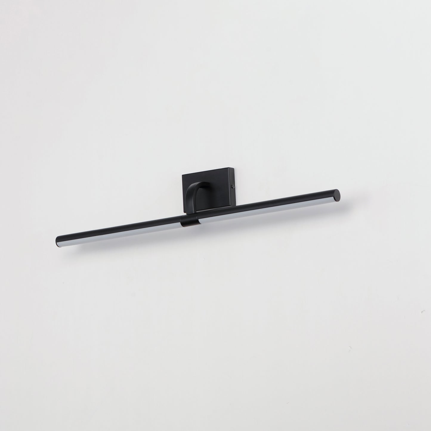 Mona 18" LED Picture Light Black by ET2