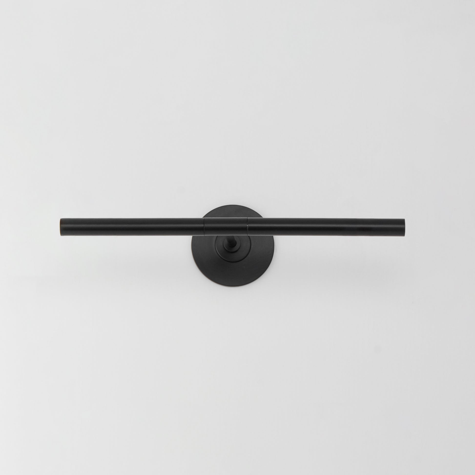 Dorian 18" Picture Light Black by ET2