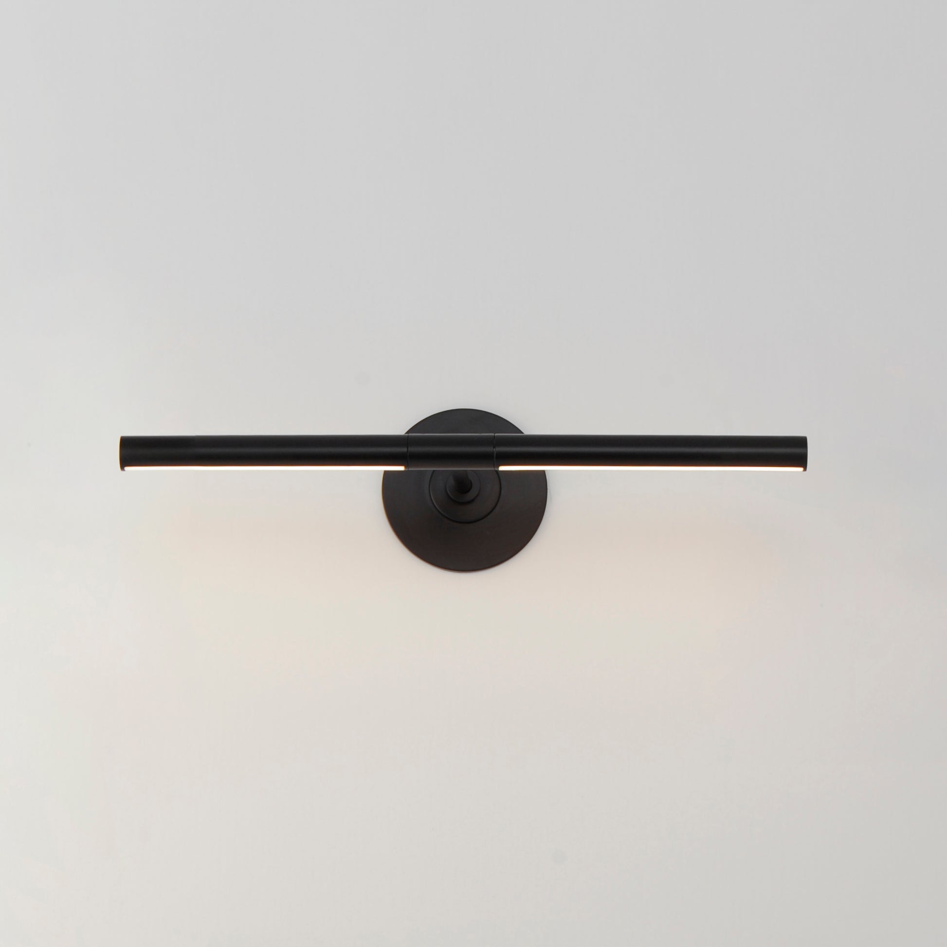 Dorian 18" Picture Light Black by ET2