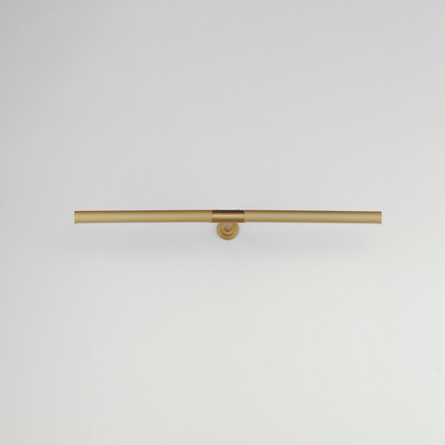 Dorian 24" Picture Light Gold by ET2
