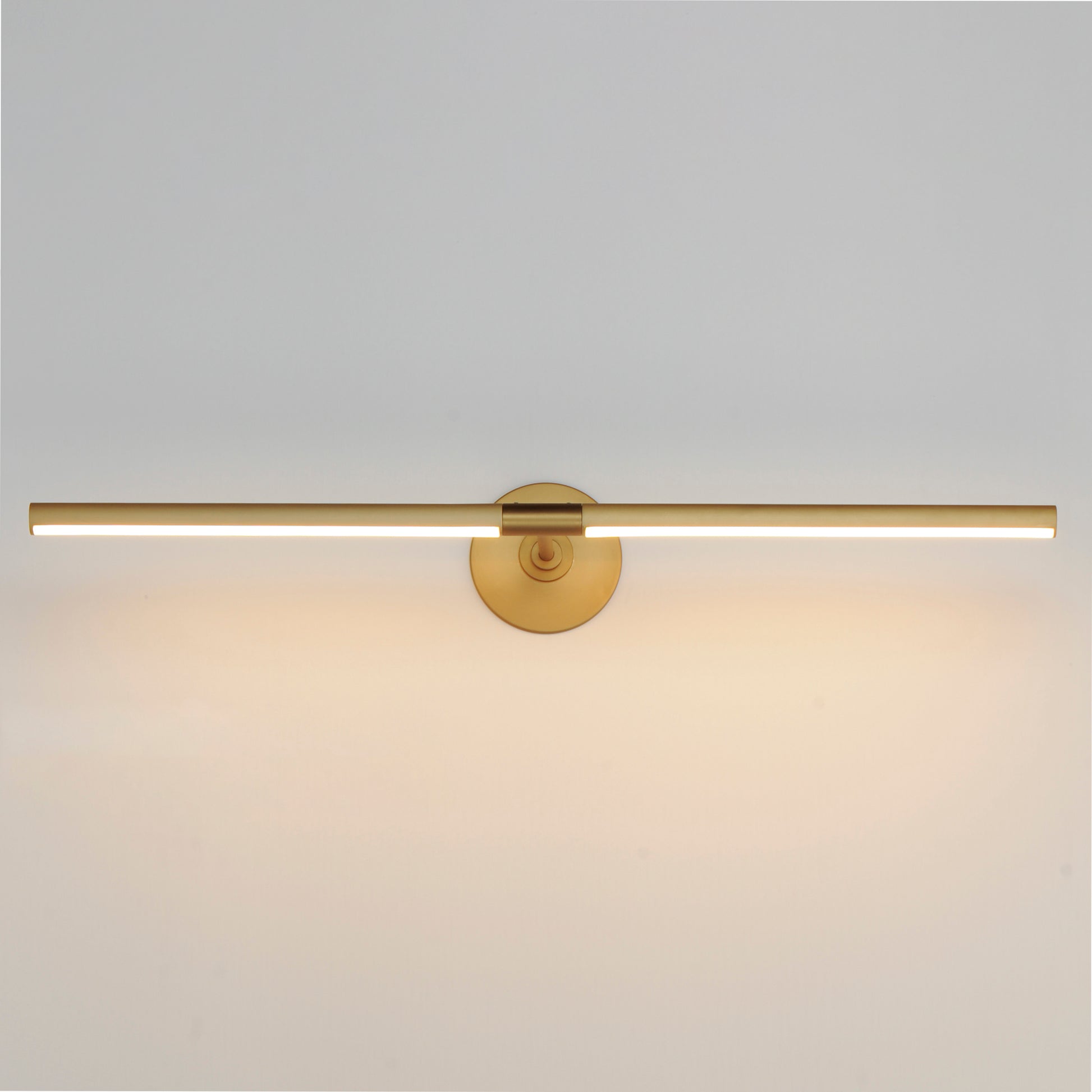 Dorian 30" Picture Light Gold by ET2
