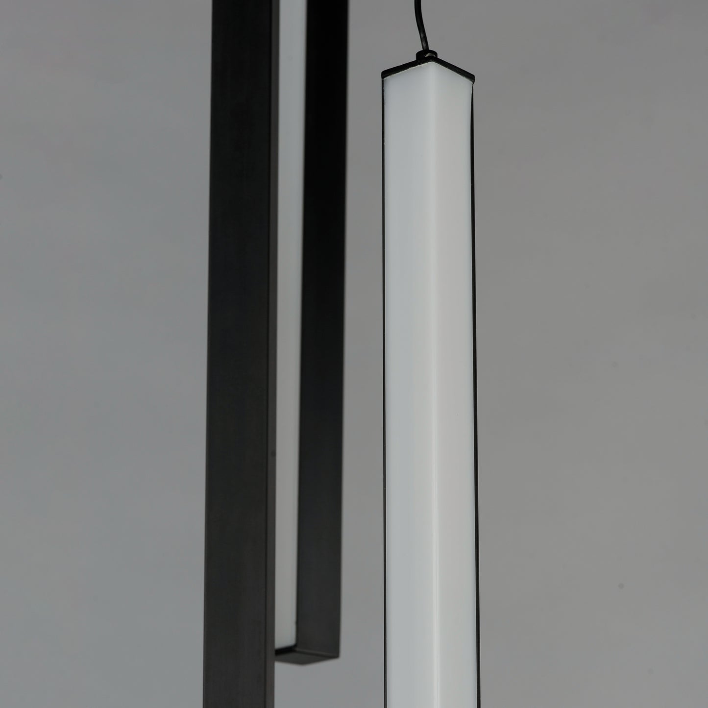 Hover 9-Light LED Pendant Black by ET2