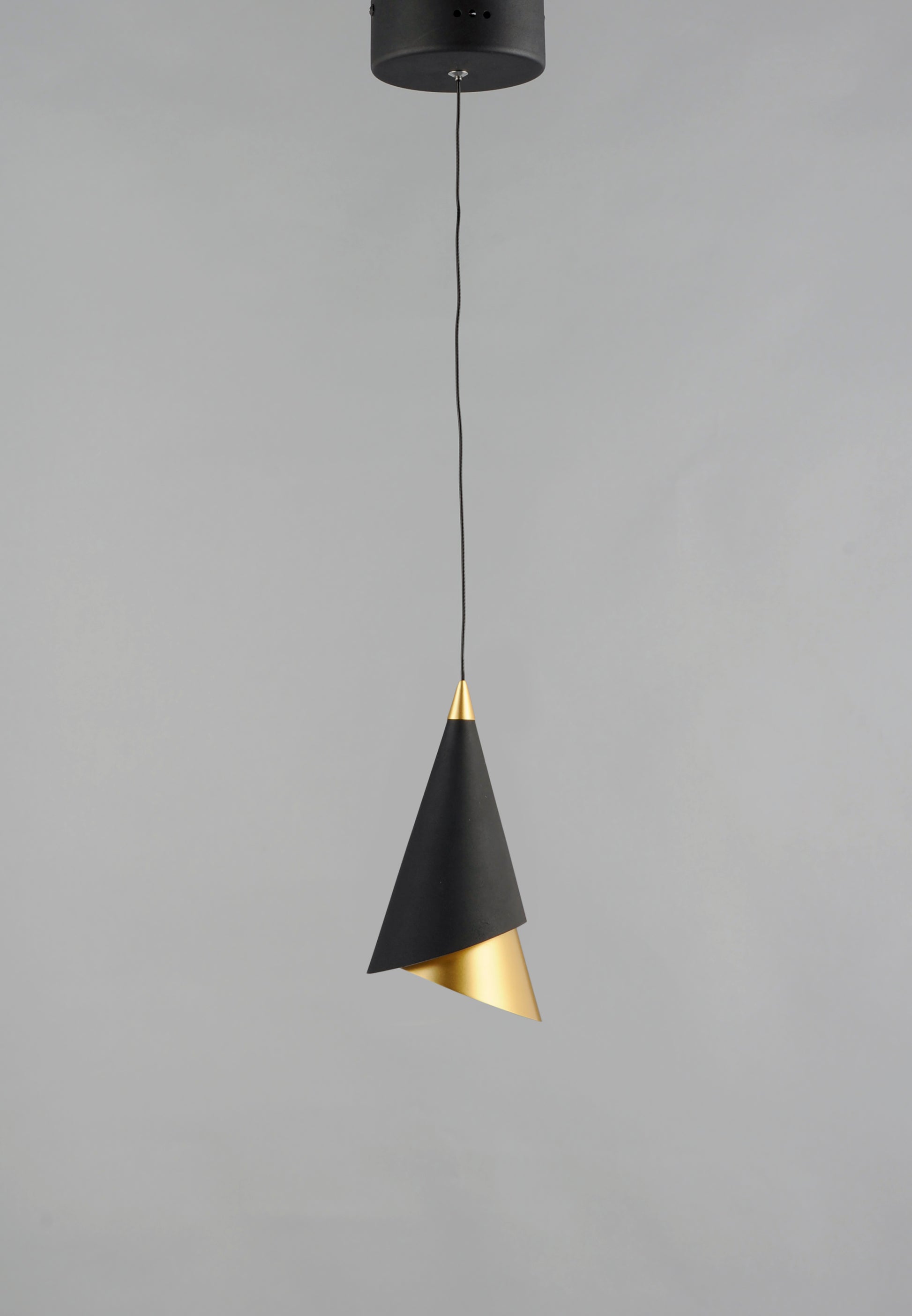 Mermaid LED Pendant Black/Metallic Gold by ET2