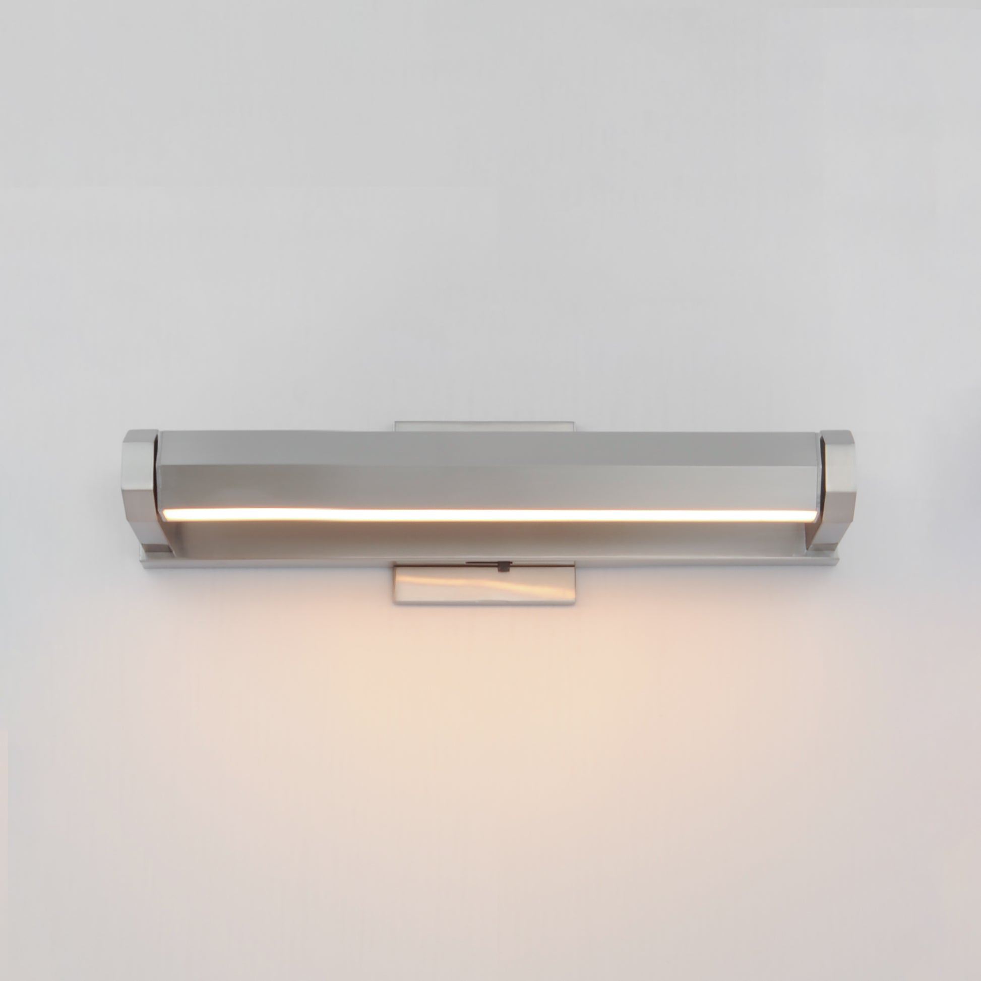 Braque 19" LED Picture Light Satin Nickel by ET2