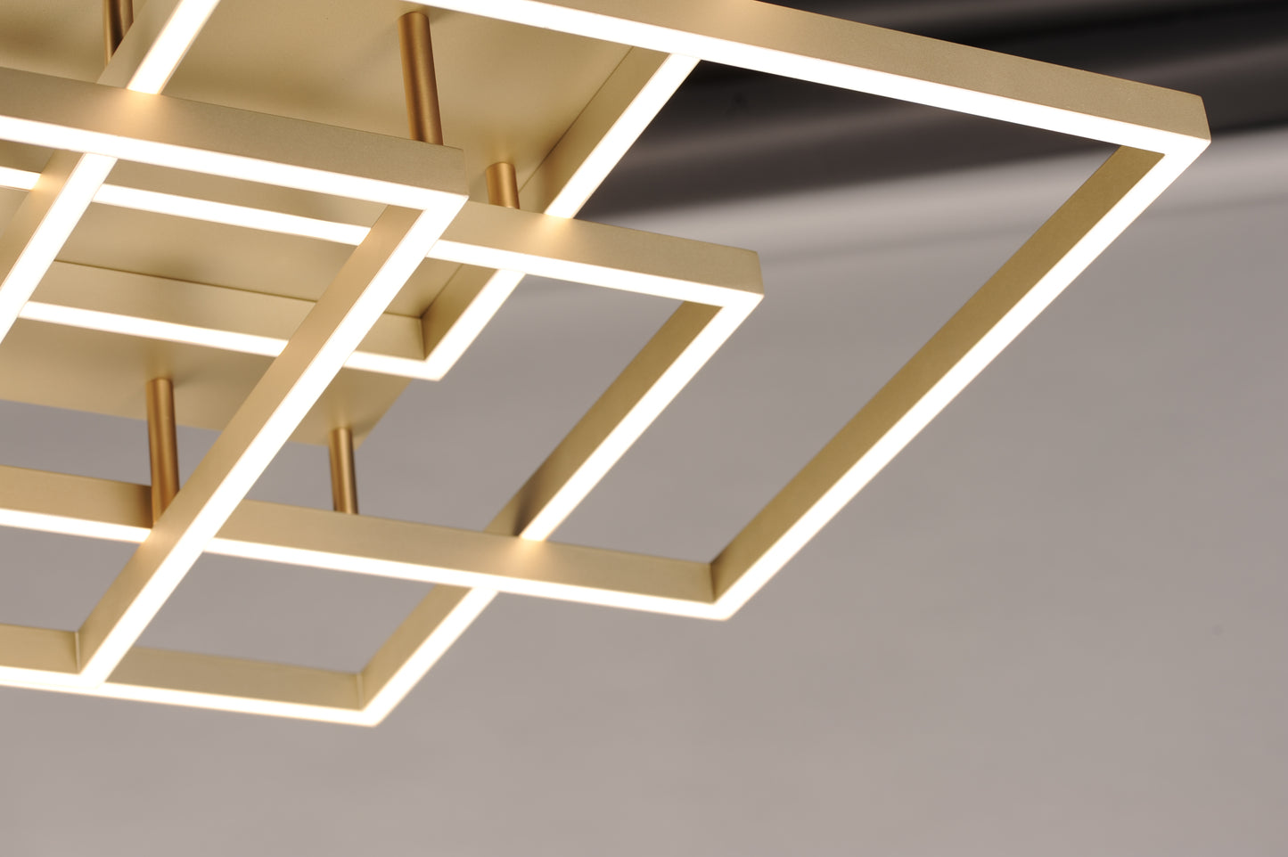 Traverse LED Pendant Champagne by ET2