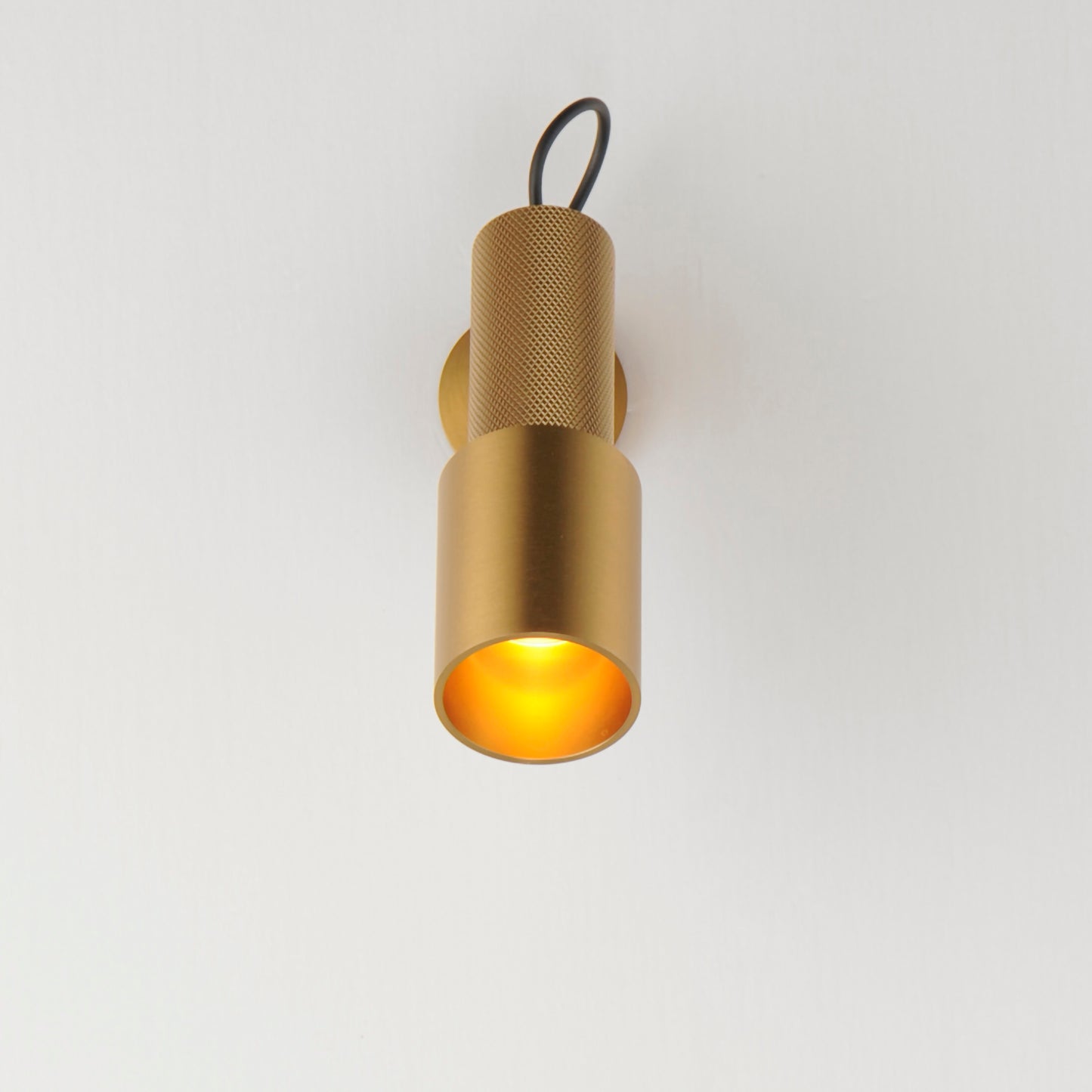 Handler Indoor LED Spot-Light Natural Aged Brass by ET2