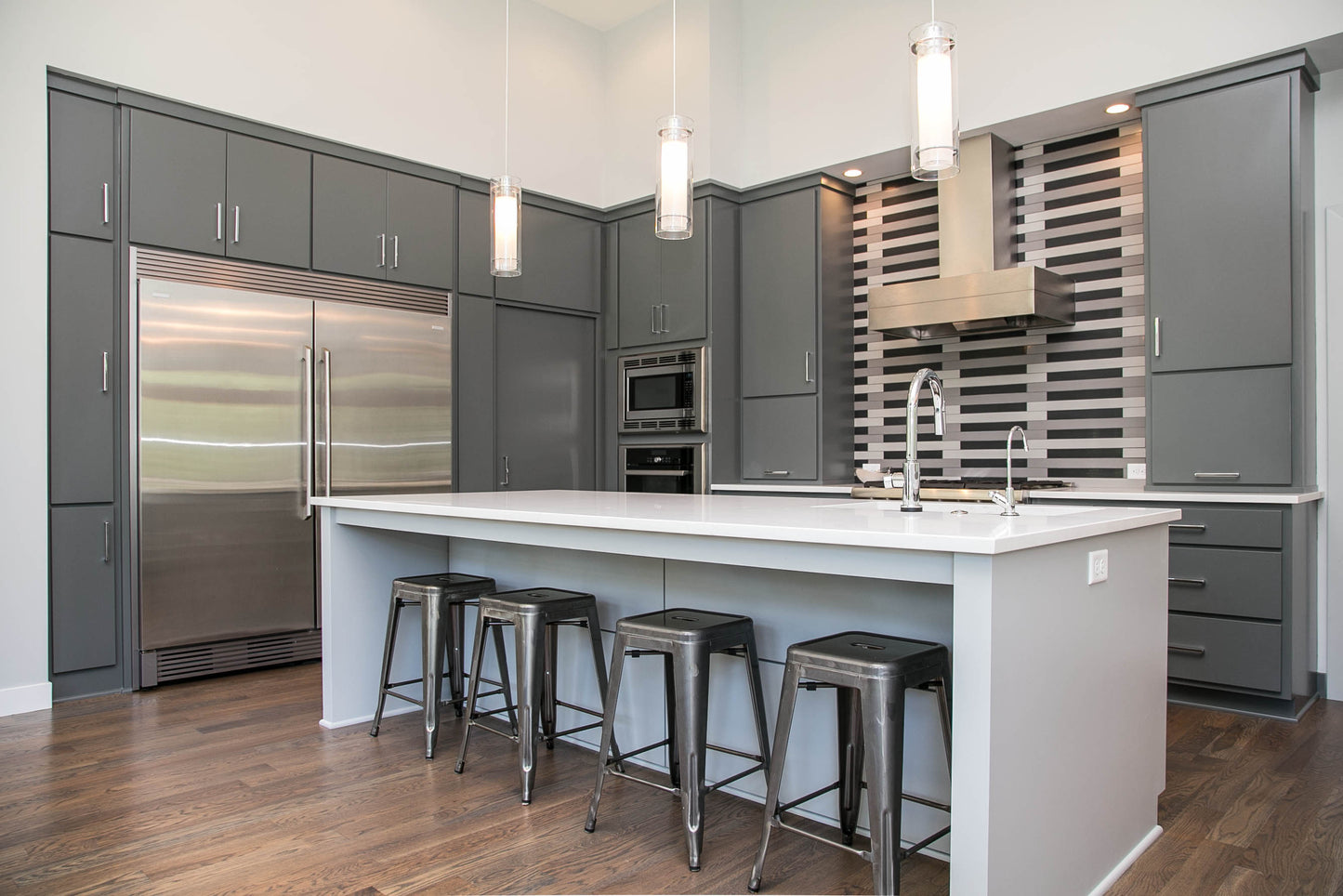 Frost Pendant Polished Chrome by ET2