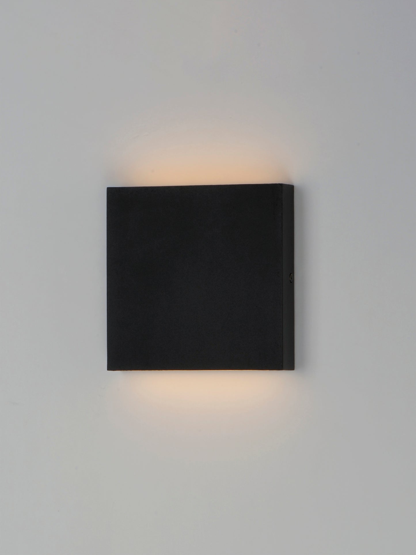 Brik 4.75" LED Outdoor Wall Sconce Black by ET2
