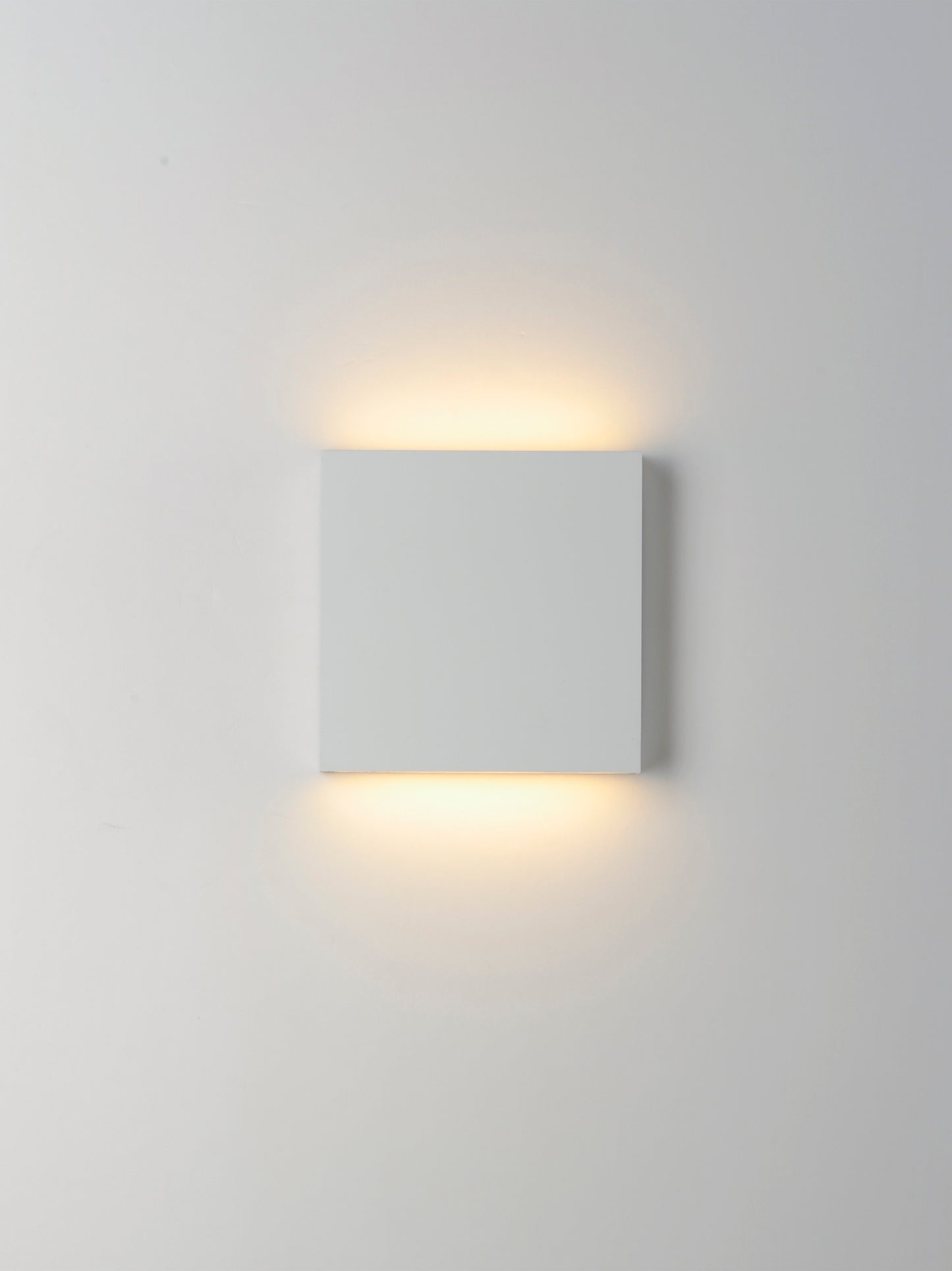 Brik 6.25" LED Outdoor Wall Sconce White by ET2