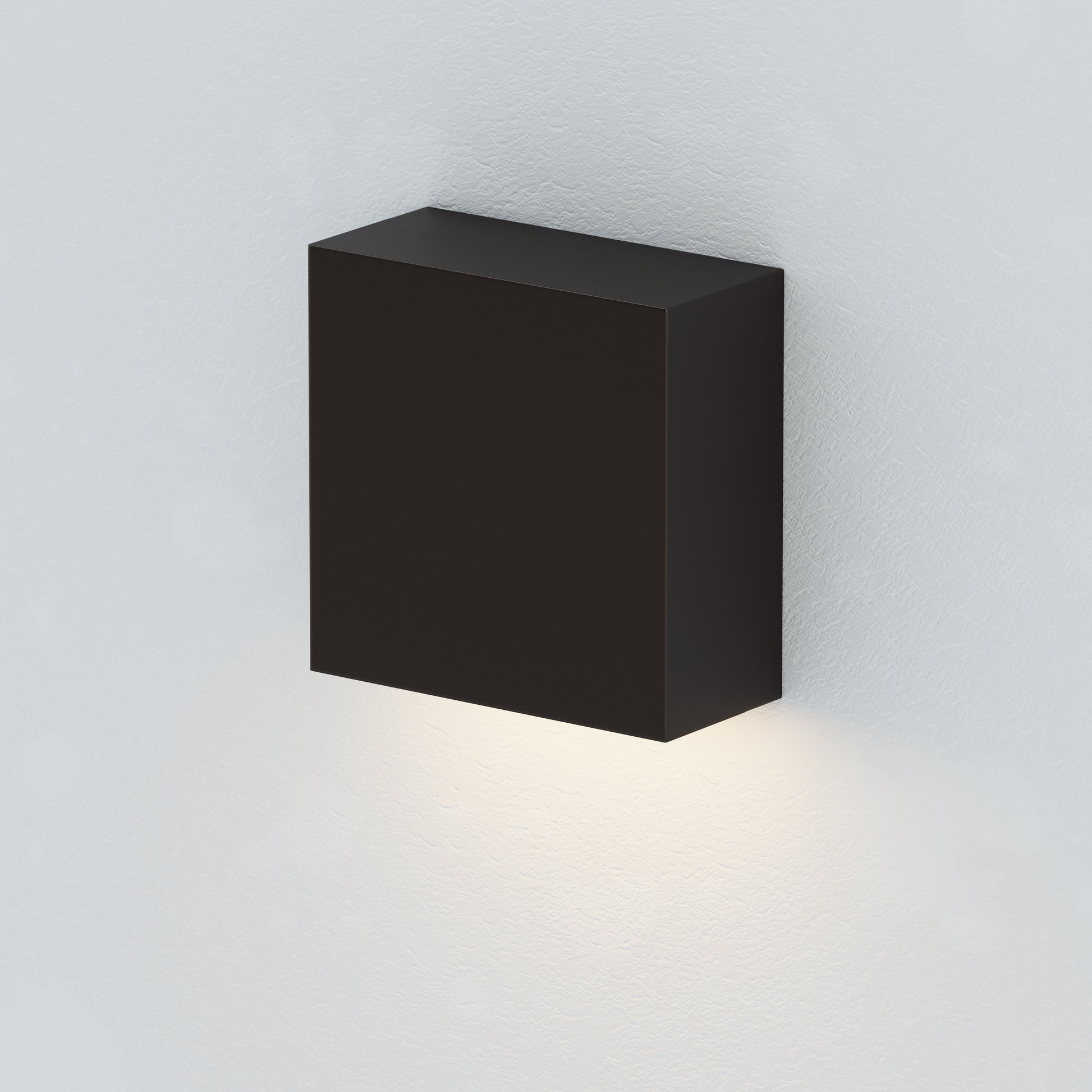 Cubed 5.5" LED Outdoor Sconce Black by ET2
