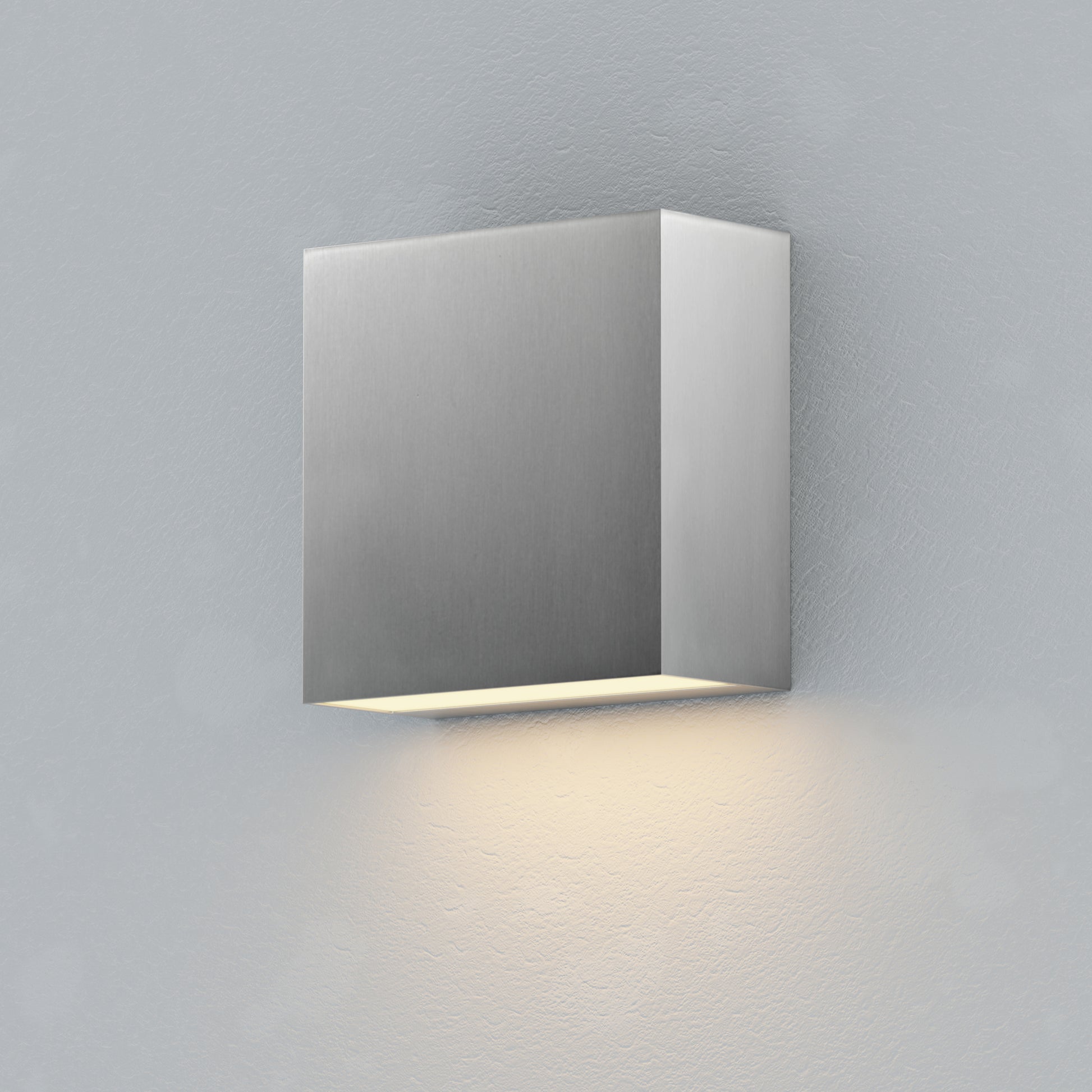 Cubed 5.5" LED Outdoor Sconce Satin Aluminum by ET2