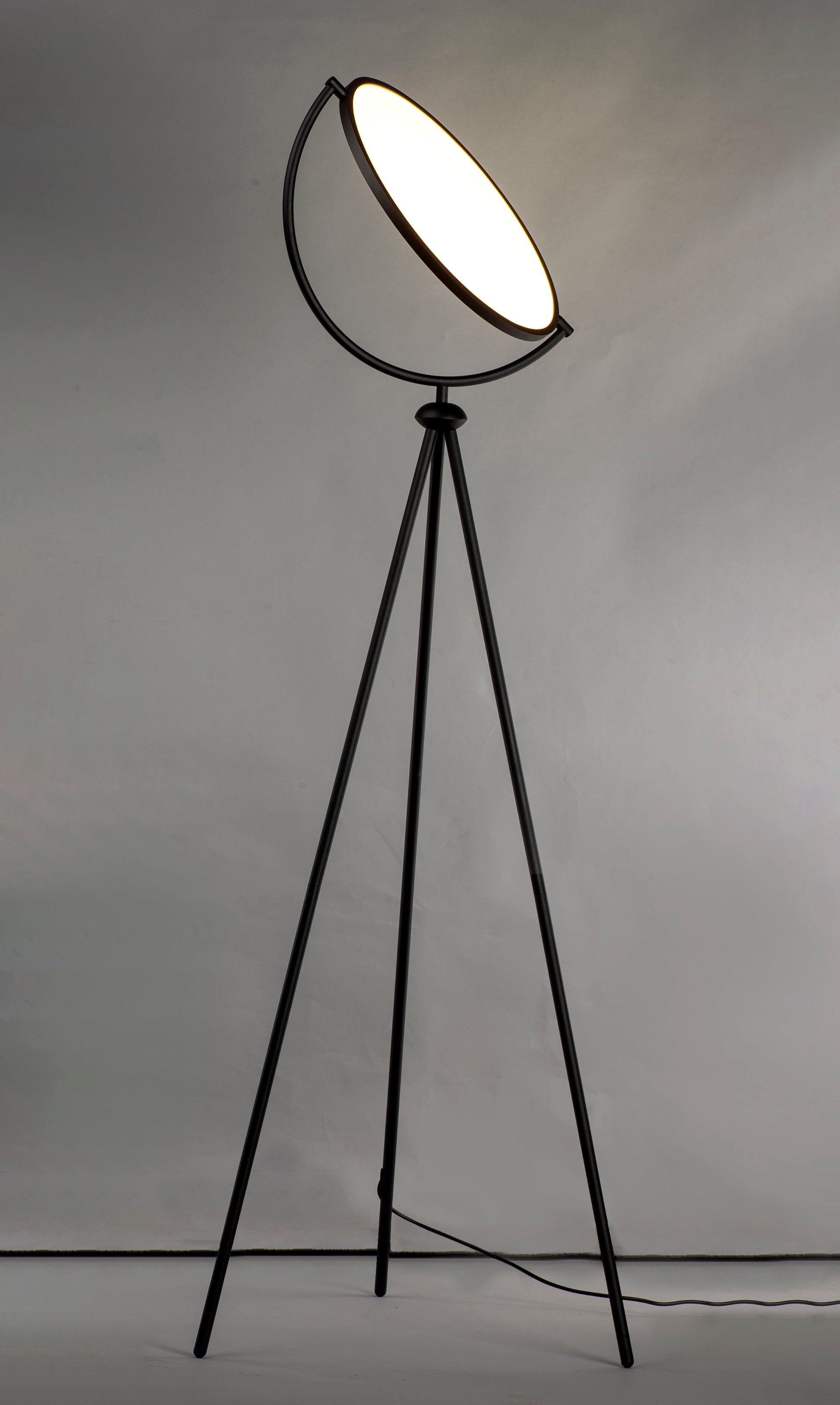 Paddle LED Floor Lamp Black by ET2