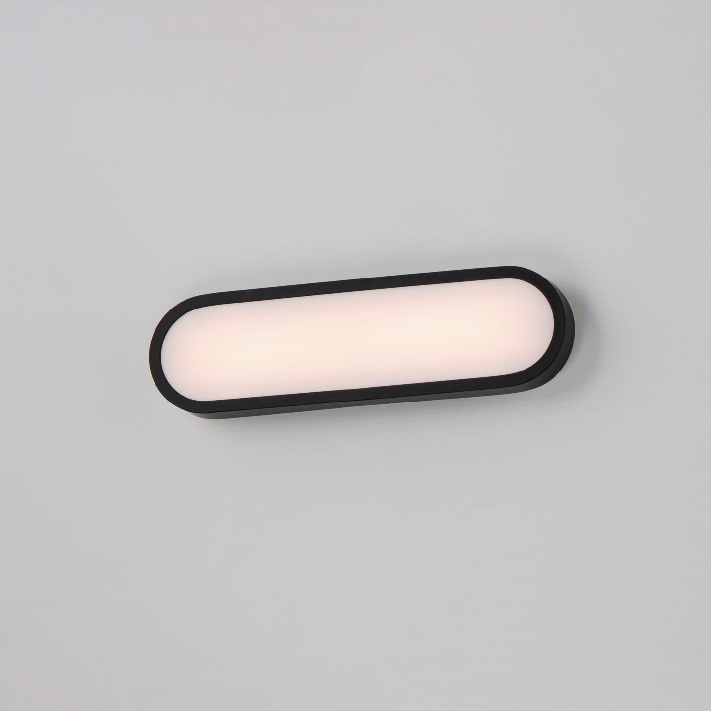 Latitude 18" LED Bath Sconce Black by ET2