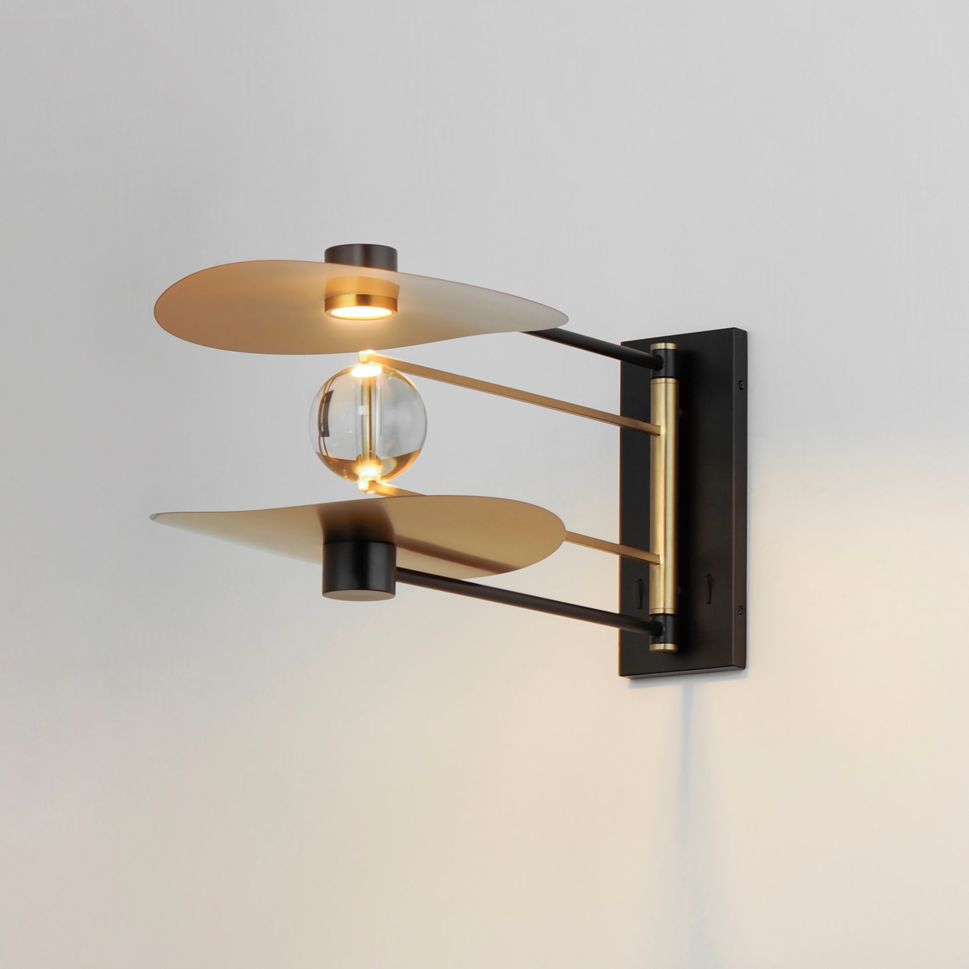 Pearl 2-Light LED Sconce Black/Natural Aged Brass by ET2