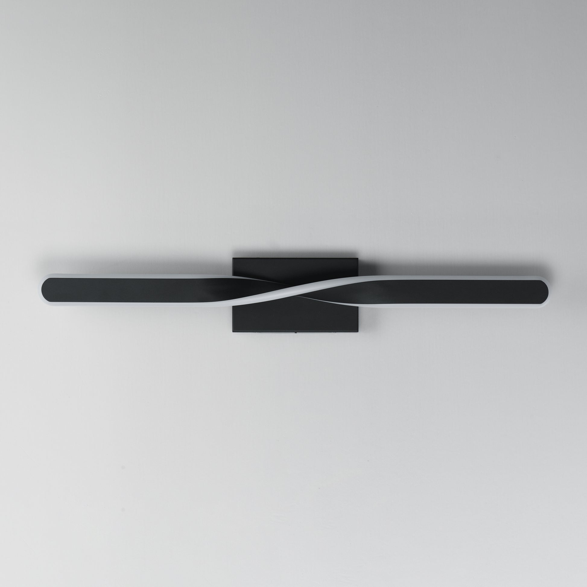 Pirouette 32" LED Bath Vanity 5CCT Black by ET2