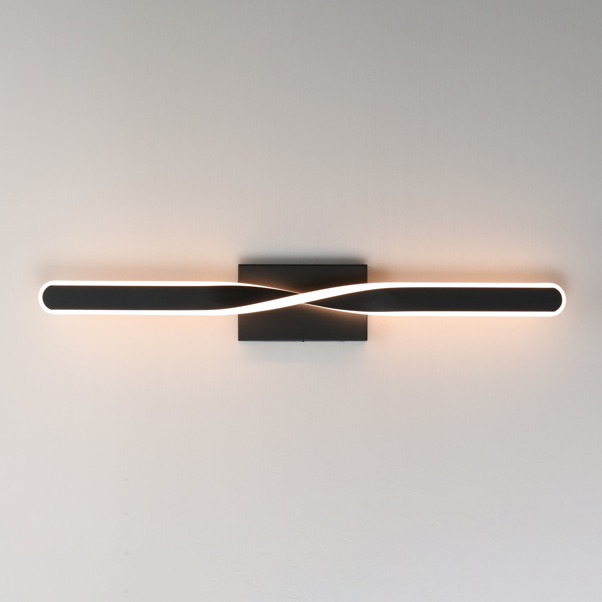 Pirouette 32" LED Bath Vanity 5CCT Black by ET2