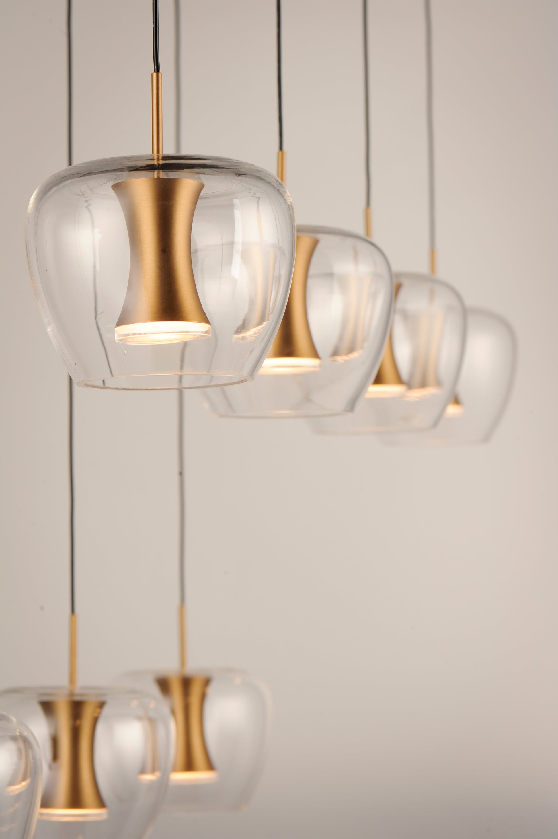 Newton 8-Light LED Pendant Black/Gold by ET2