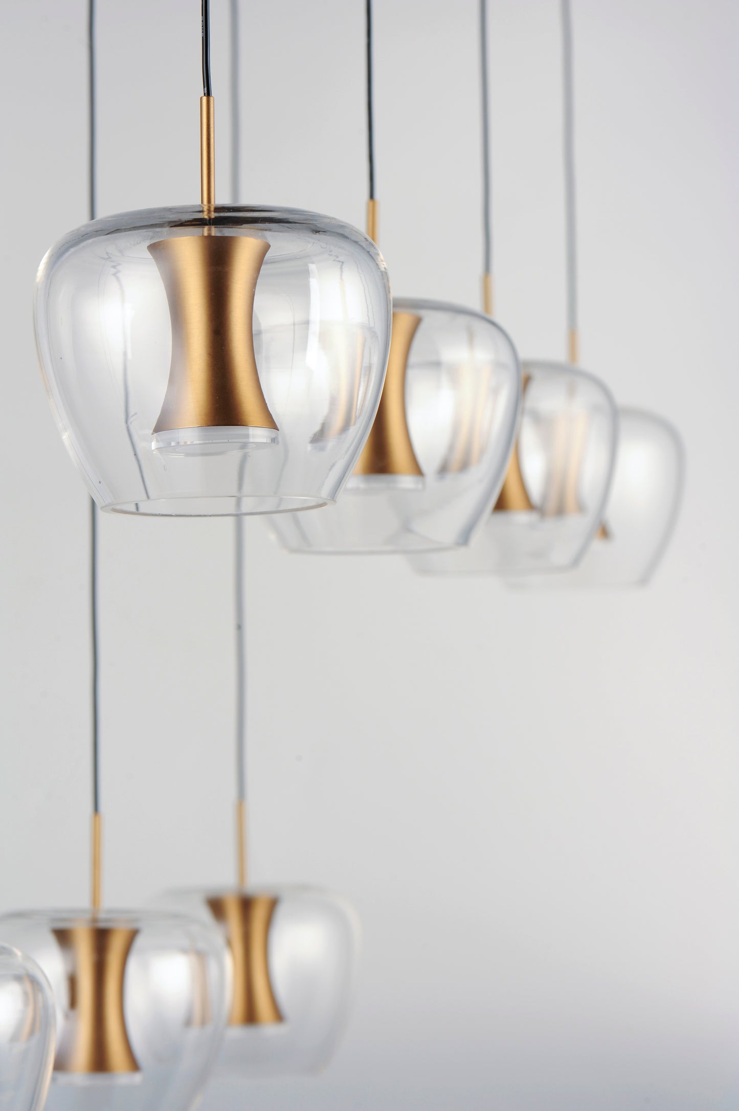 Newton 8-Light LED Pendant Black/Gold by ET2