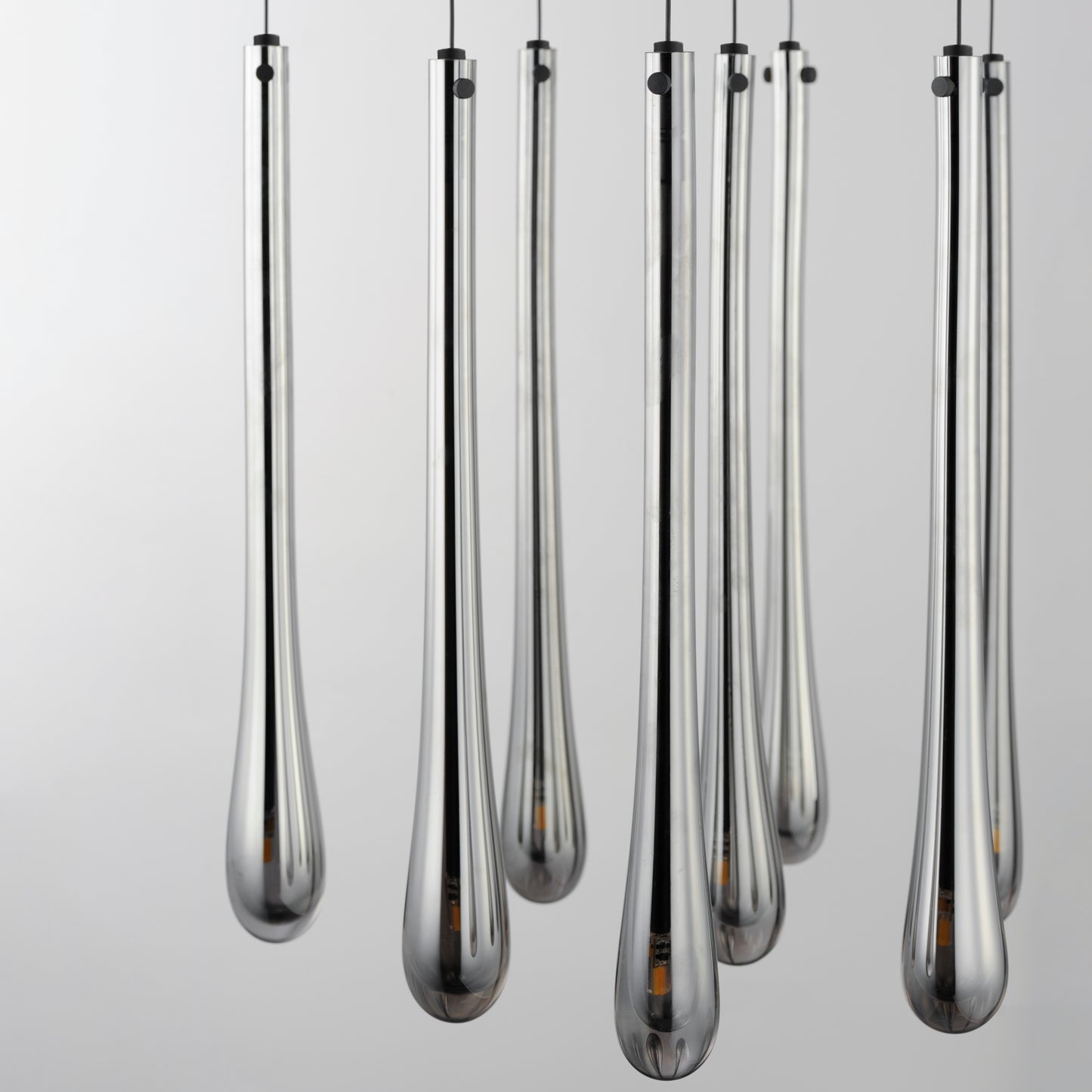 Stillo 9-Light LED Pendant Black by ET2