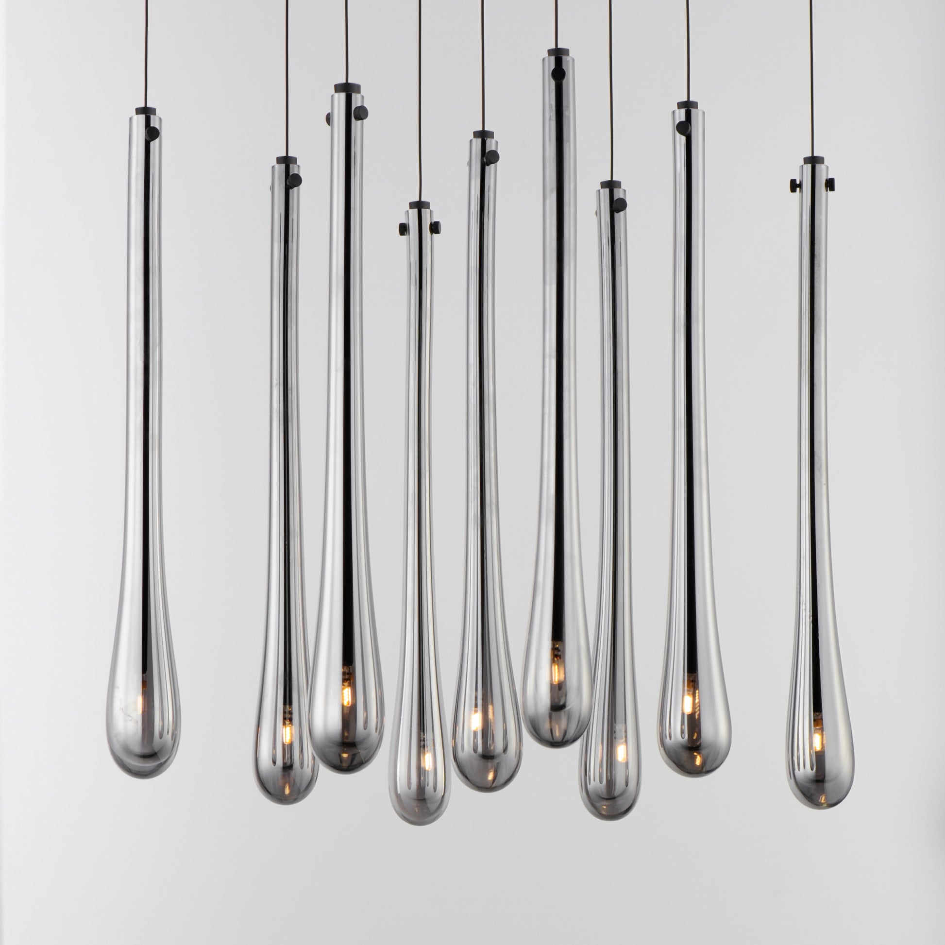 Stillo 9-Light LED Pendant Black by ET2