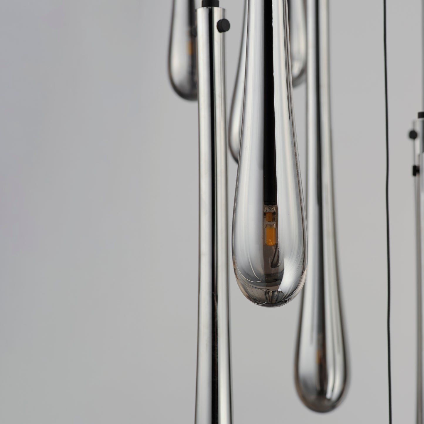 Stillo 18-Light LED Pendant Black by ET2