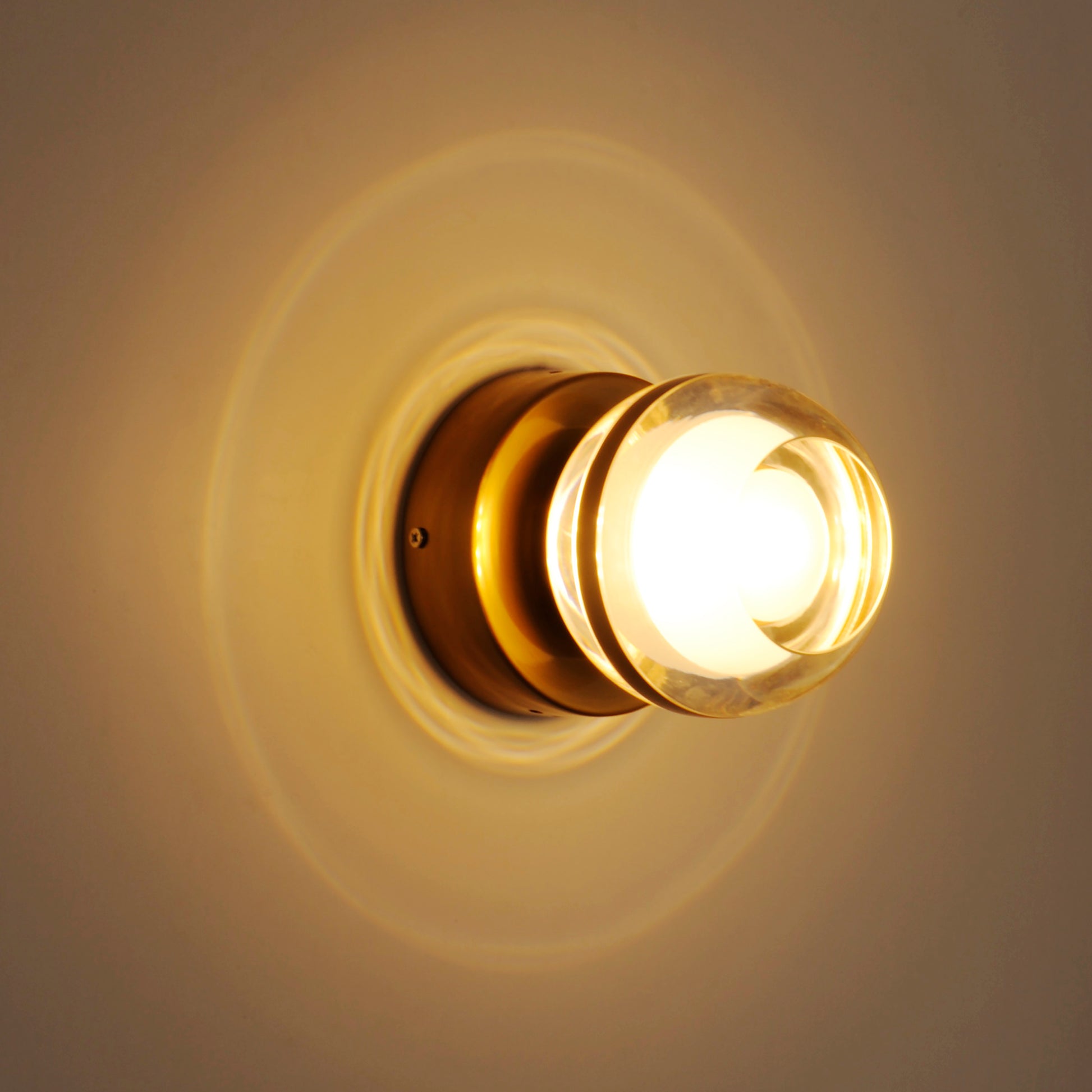 Swank LED Wall Sconce/Flush Mount Natural Aged Brass by ET2