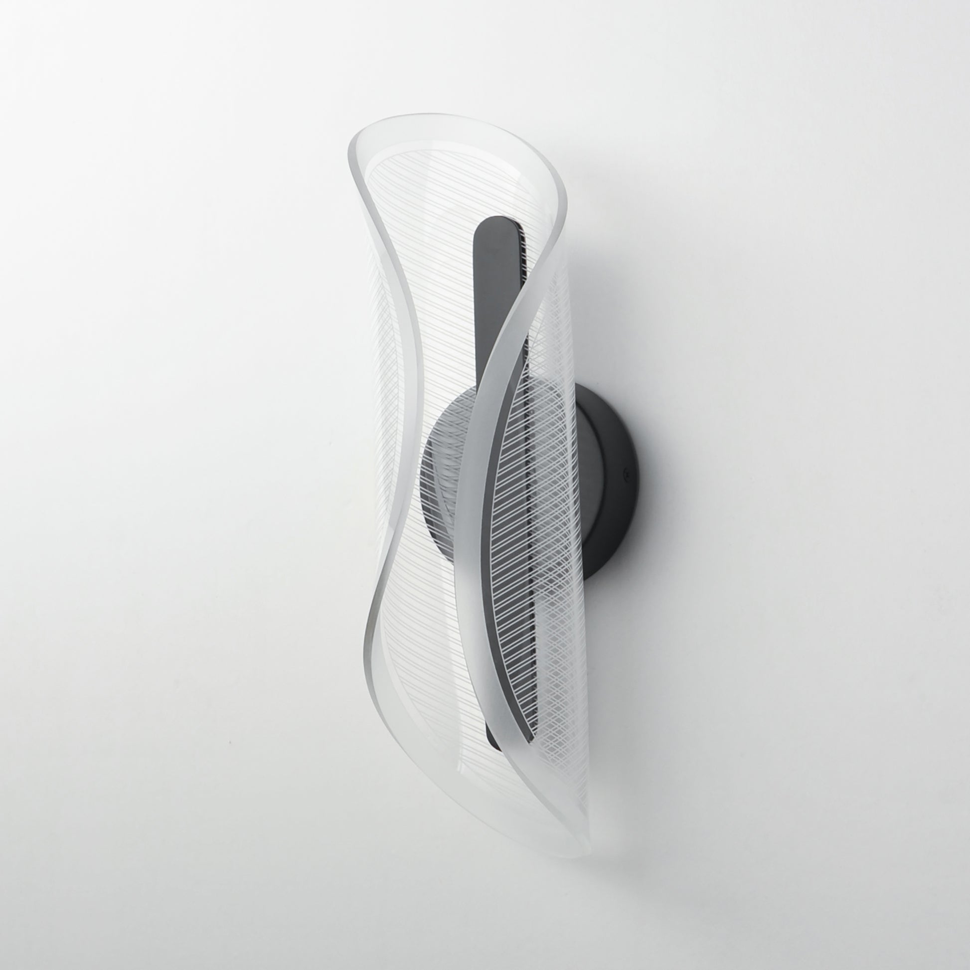 Manta 17" LED Wall Sconce Black by ET2