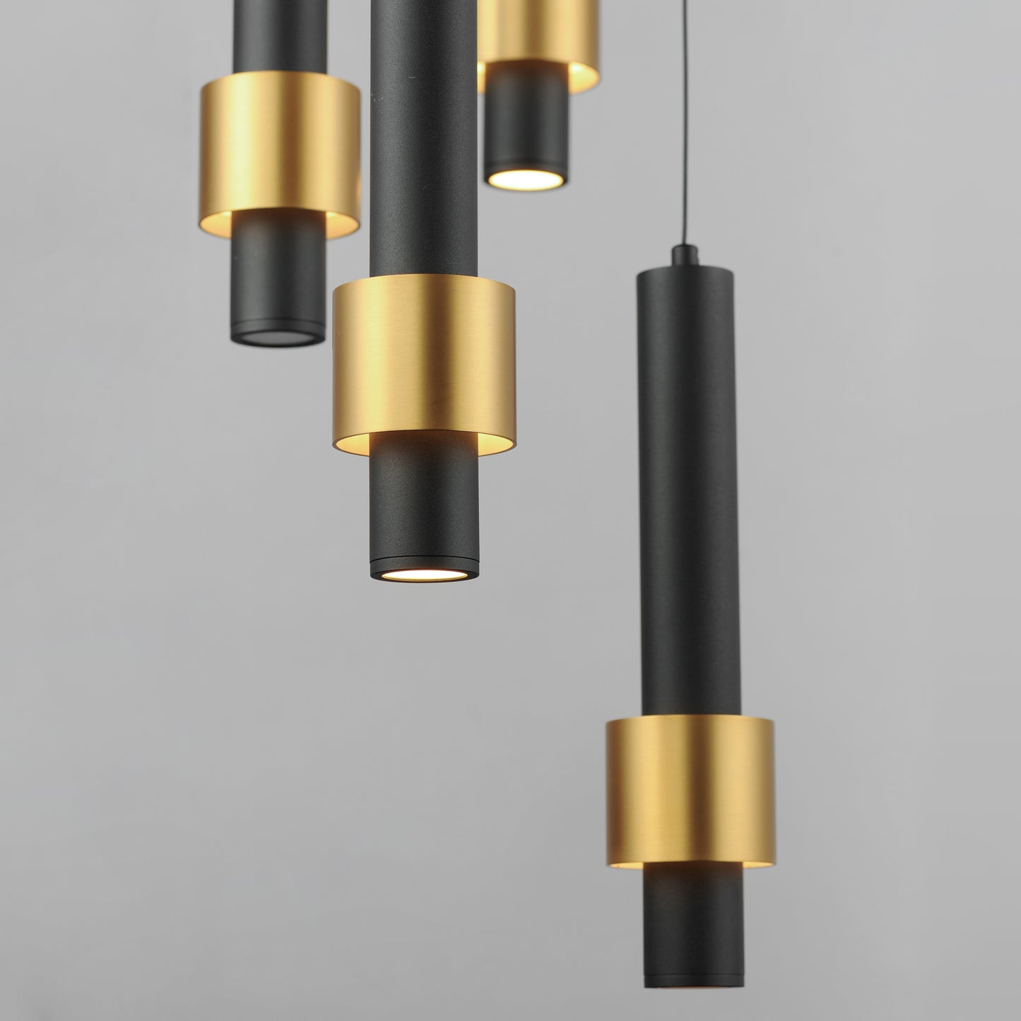 Reveal 7-Light LED Pendant Black/Gold by ET2