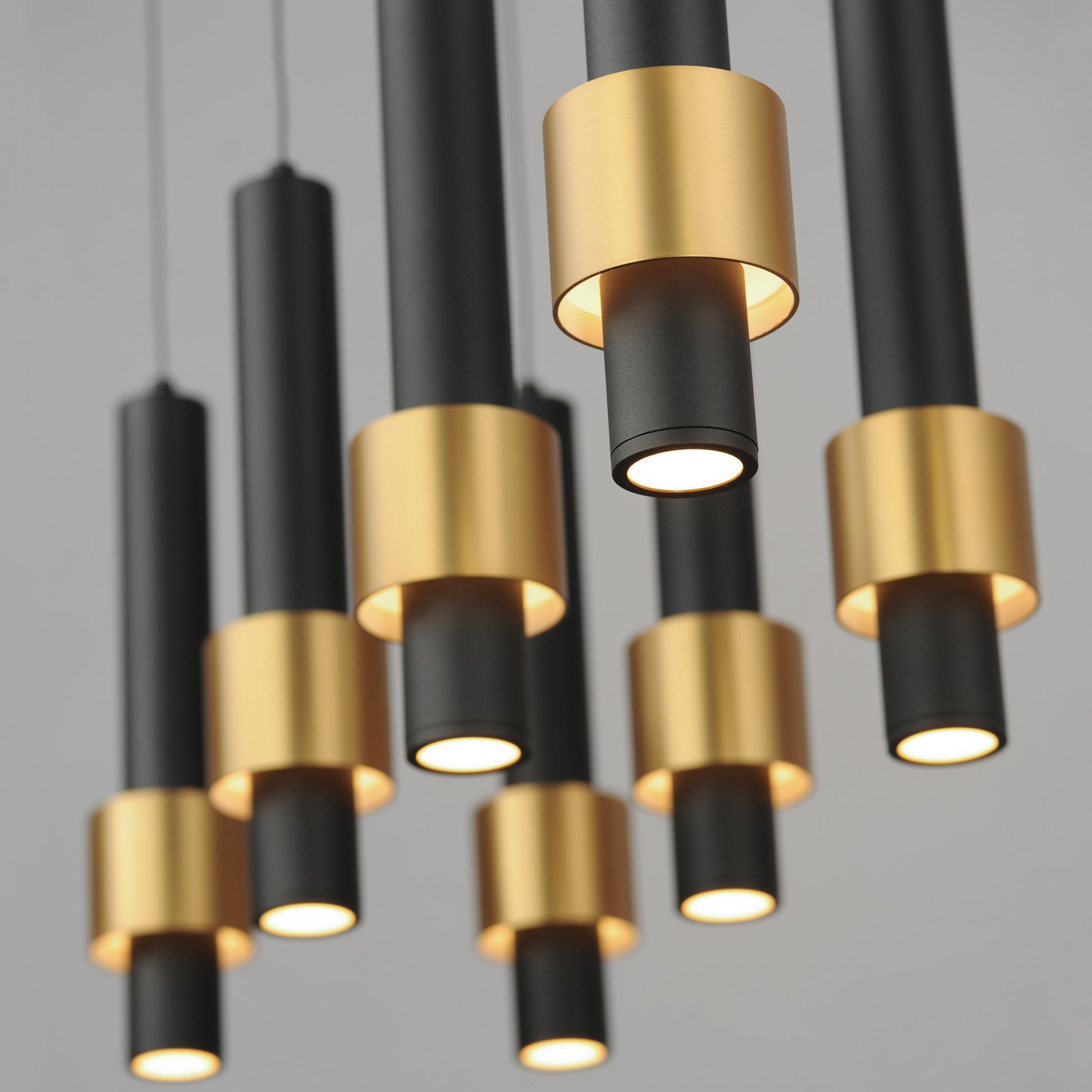 Reveal 8-Light LED Pendant Black/Gold by ET2
