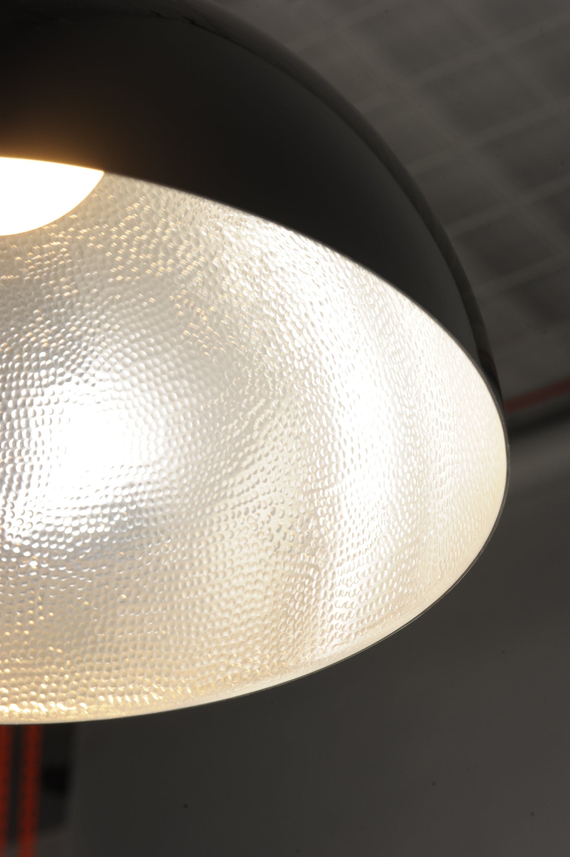 Hemisphere 9" LED Pendant Gloss Black/Aluminum by ET2
