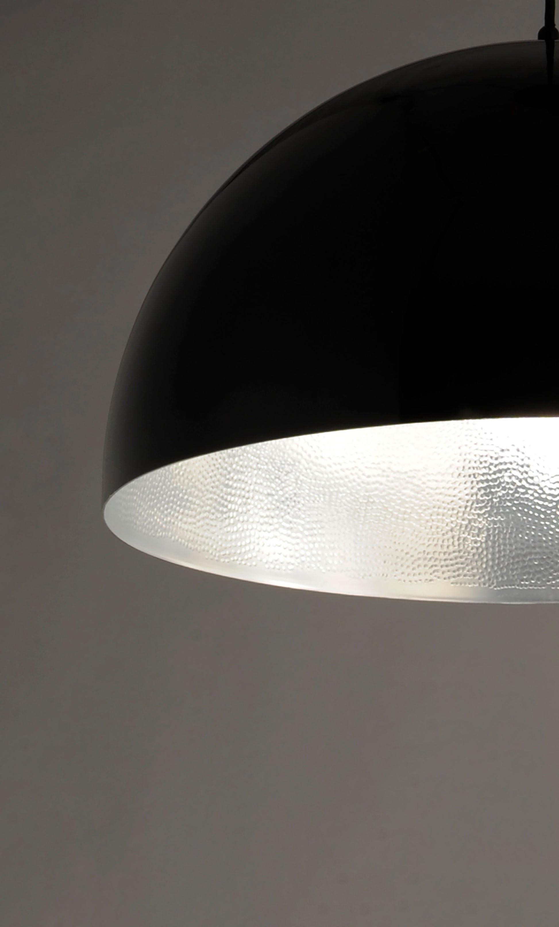 Hemisphere 24" LED Pendant Gloss Black/Aluminum by ET2