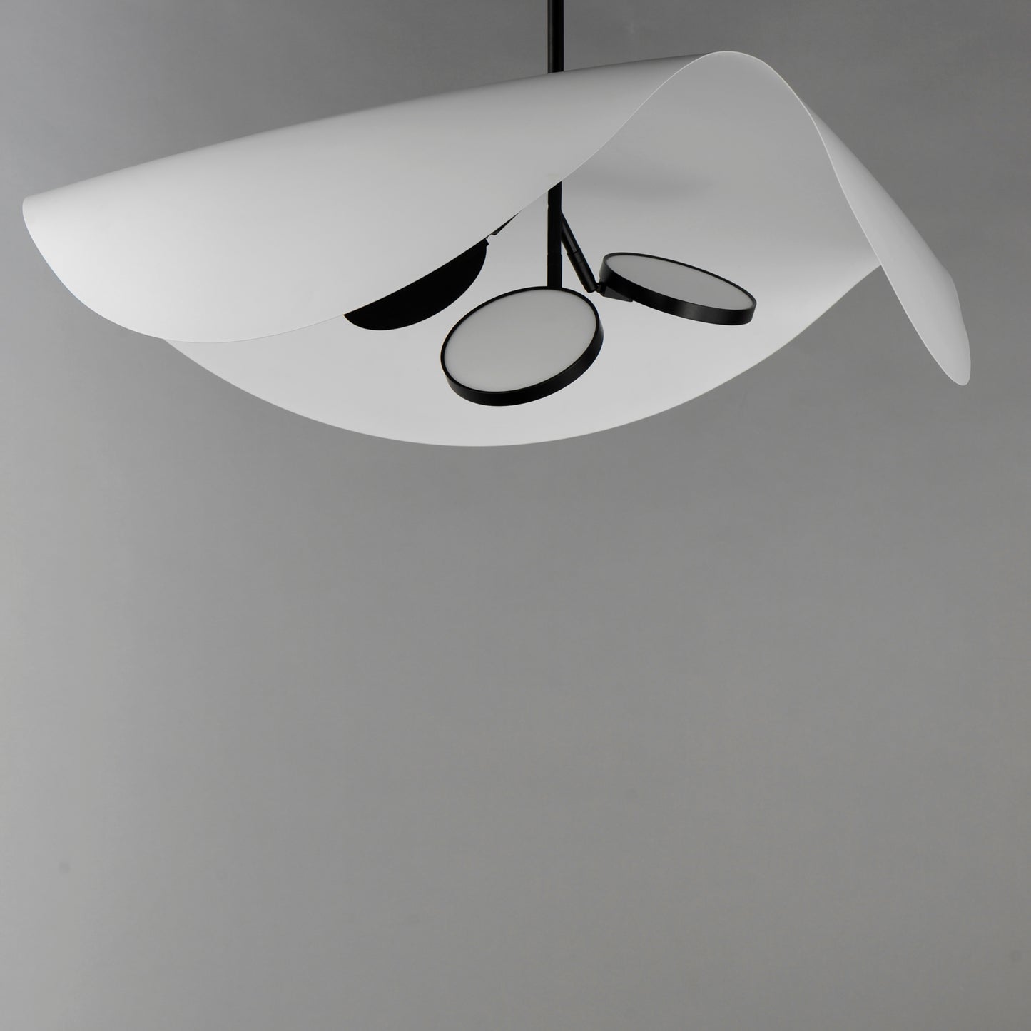Carmen 32" LED Pendant Black by ET2