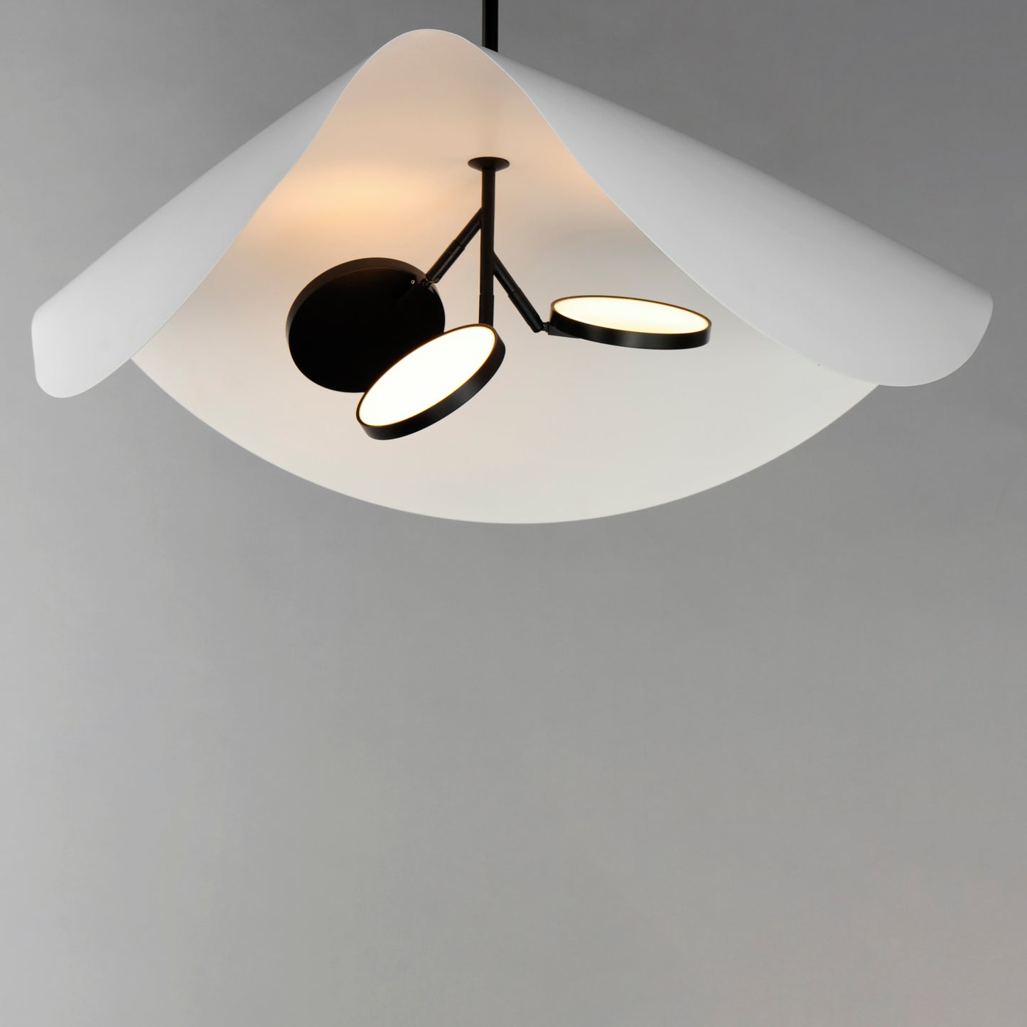 Carmen 32" LED Pendant Black by ET2