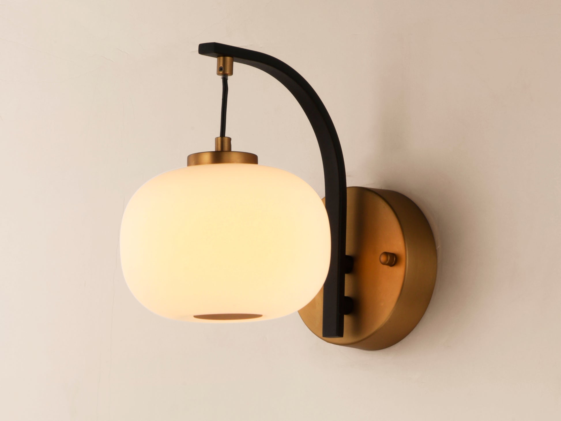 Soji LED Wall Sconce Black/Gold by ET2