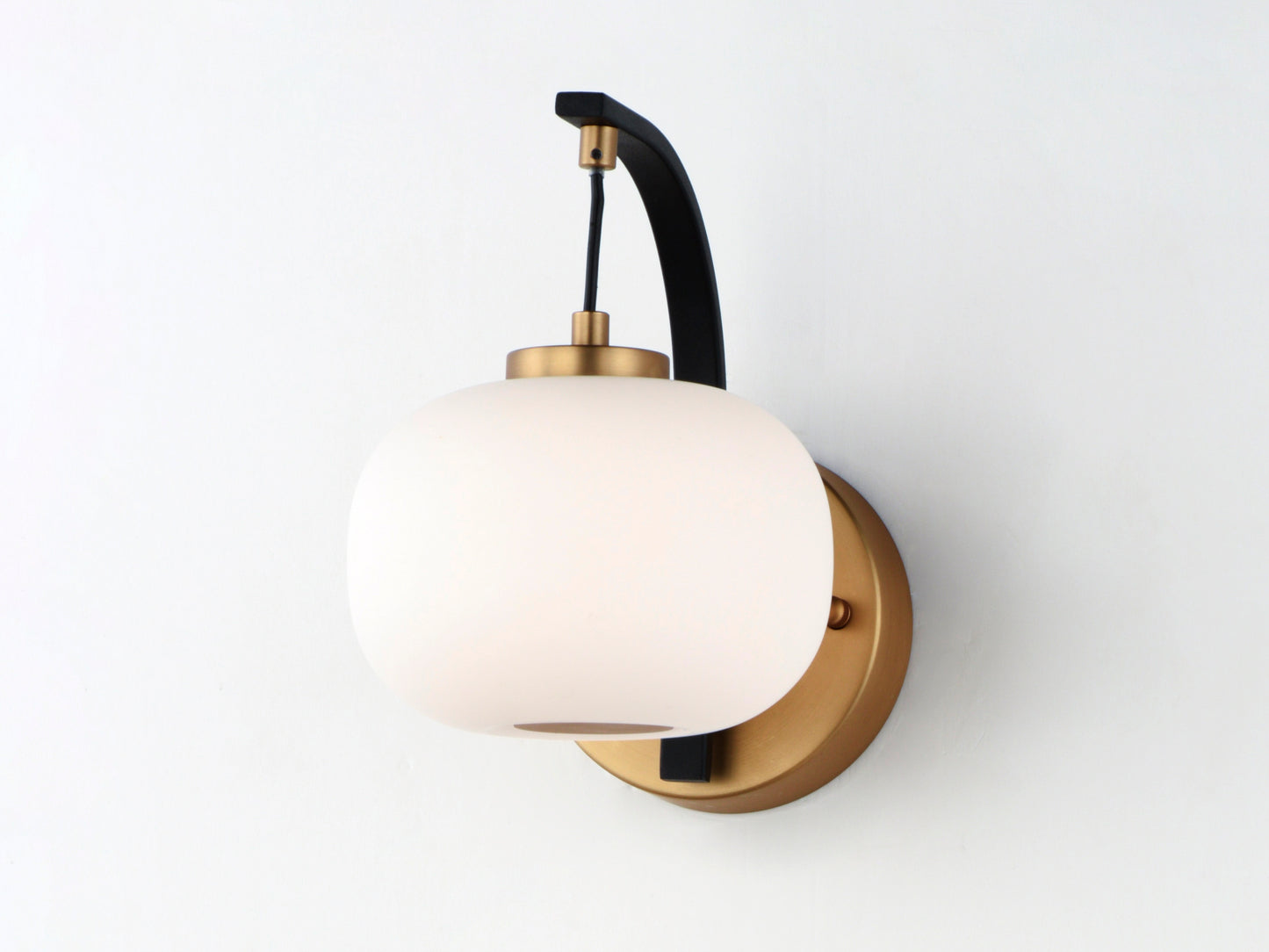 Soji LED Wall Sconce Black/Gold by ET2
