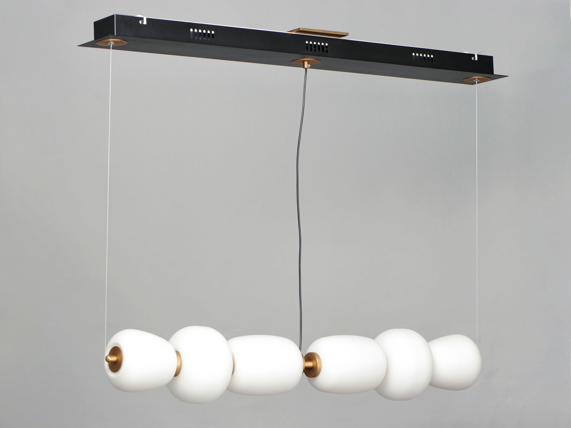 Soji 40" LED Linear Pendant Black/Gold by ET2