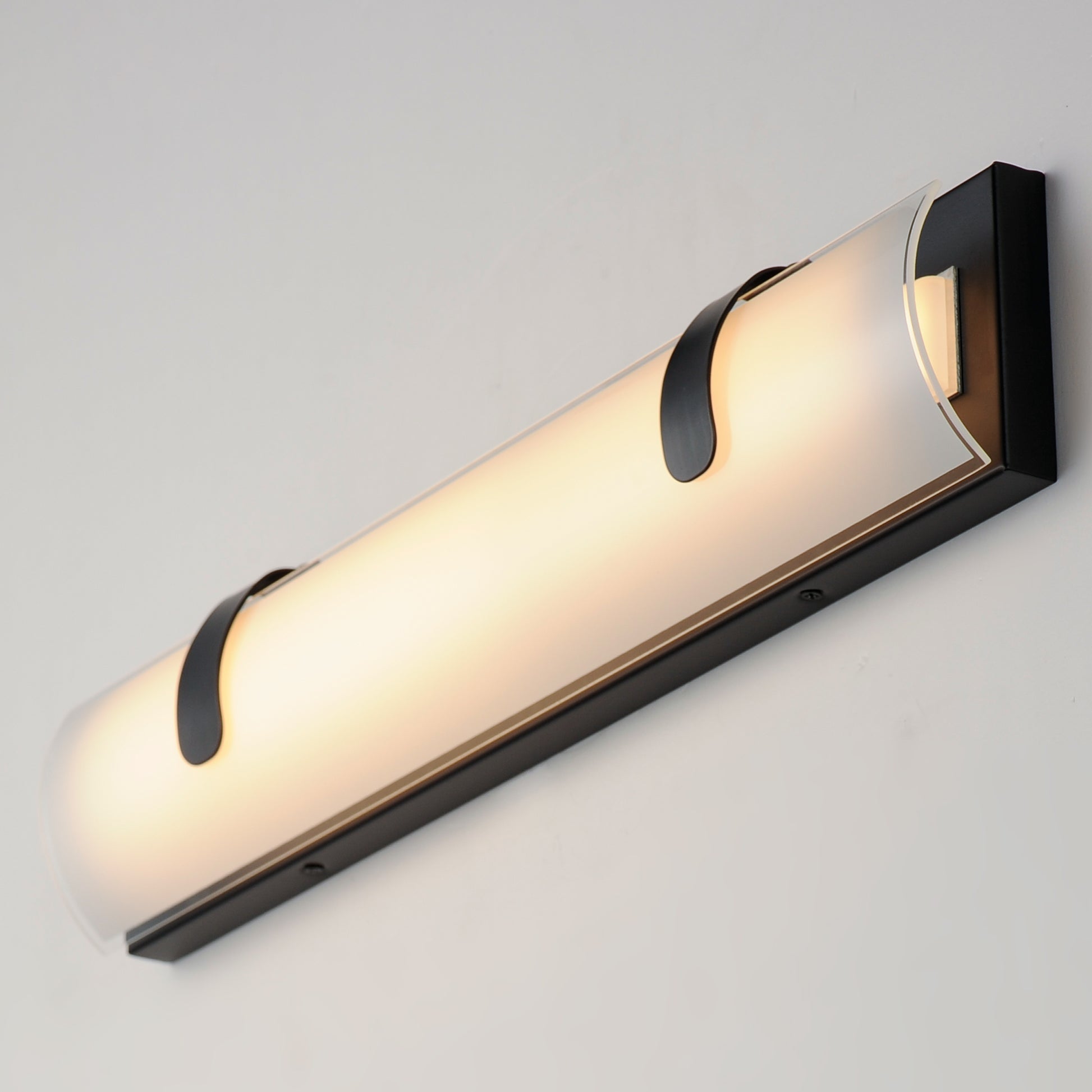 Clutch 22" LED Bath Vanity Black by ET2